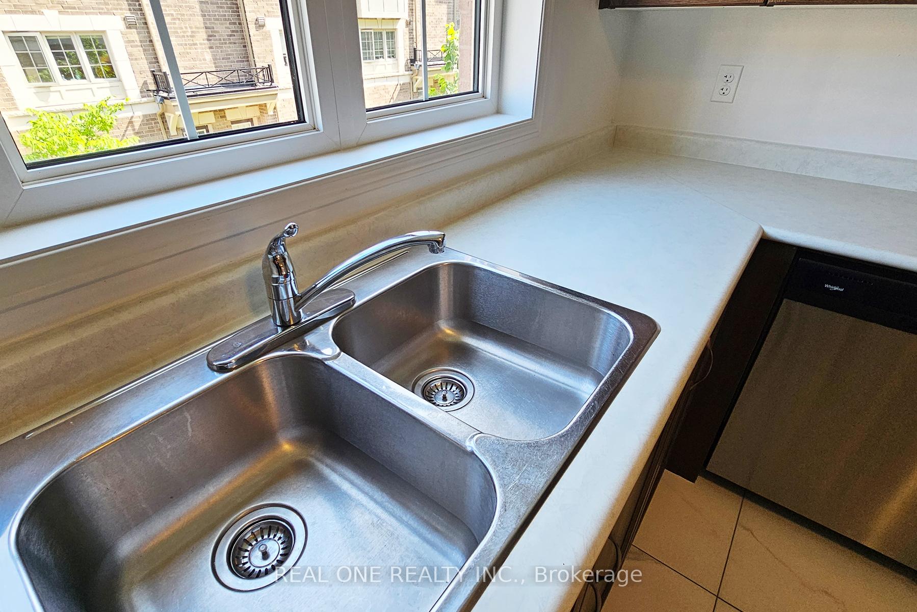 Photo 8 of 2694 Deputy Minister Path, Oshawa, Windfields — HOMEH