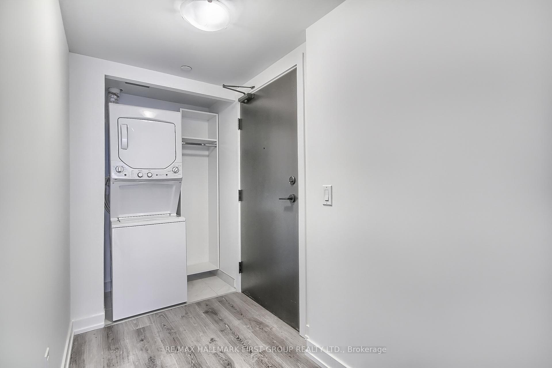 Photo 6 of Unit 908, 1480 Bayly Street, Pickering, Bay Ridges — HOMEH