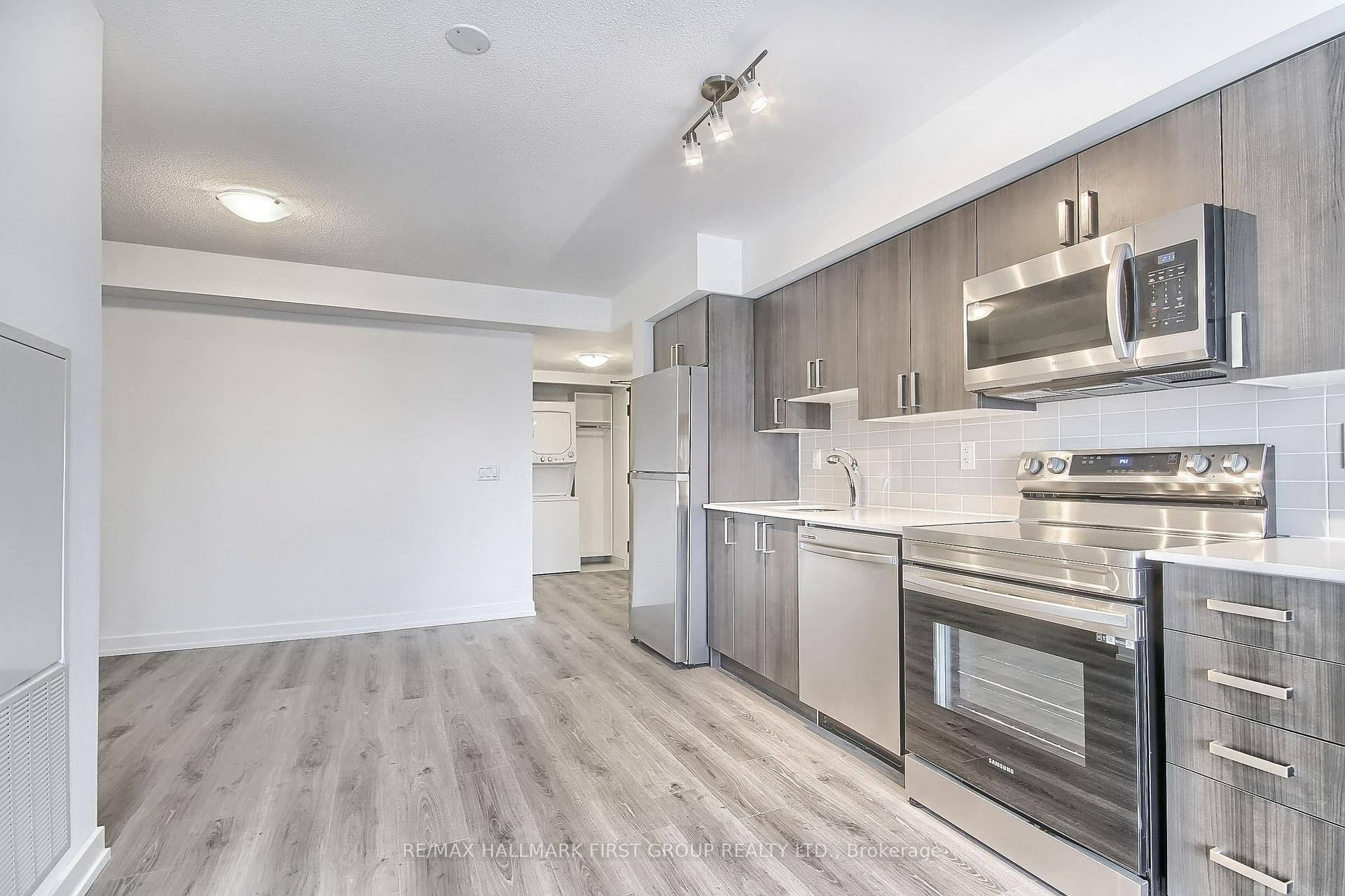 Photo 7 of Unit 908, 1480 Bayly Street, Pickering, Bay Ridges — HOMEH
