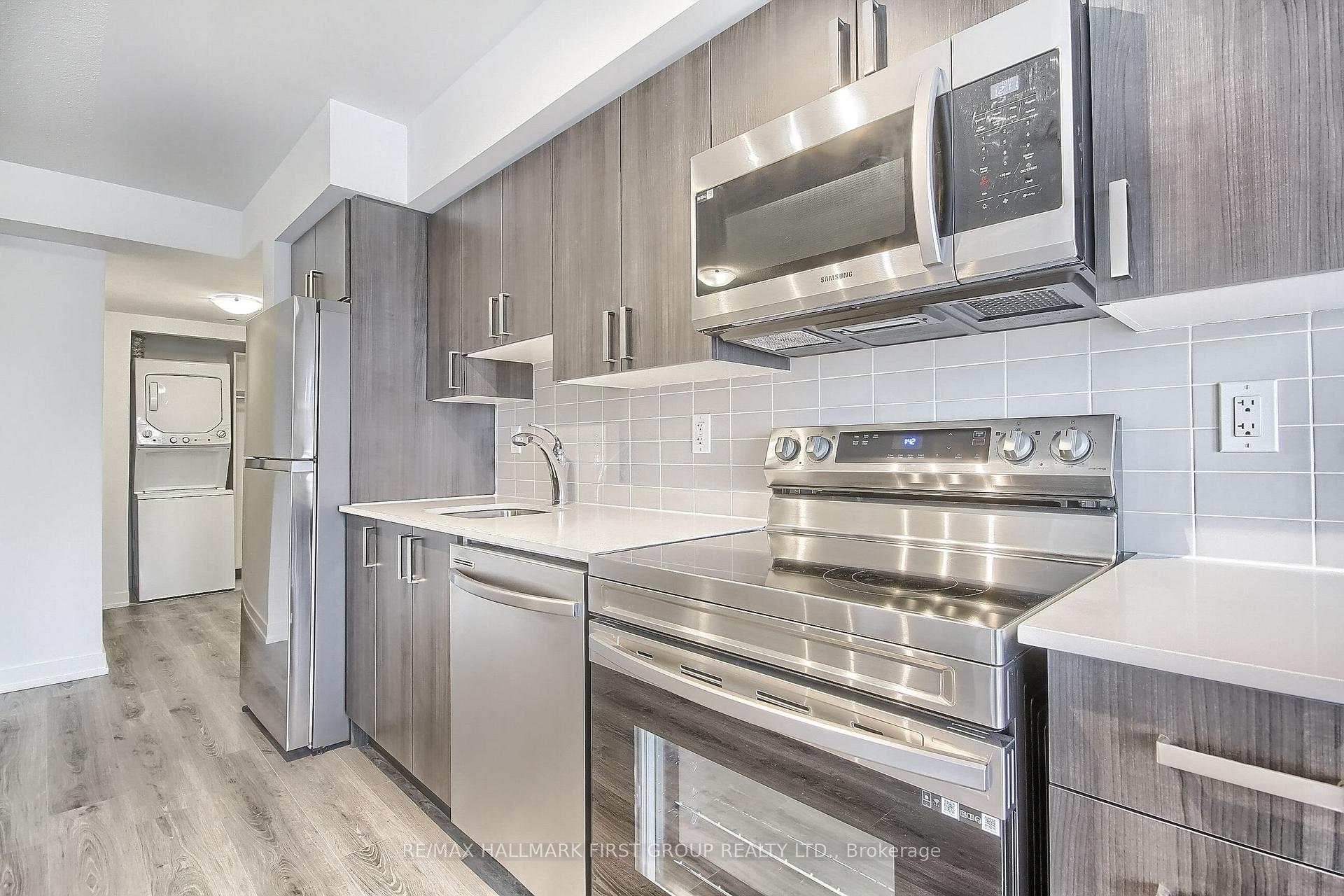 Photo 8 of Unit 908, 1480 Bayly Street, Pickering, Bay Ridges — HOMEH
