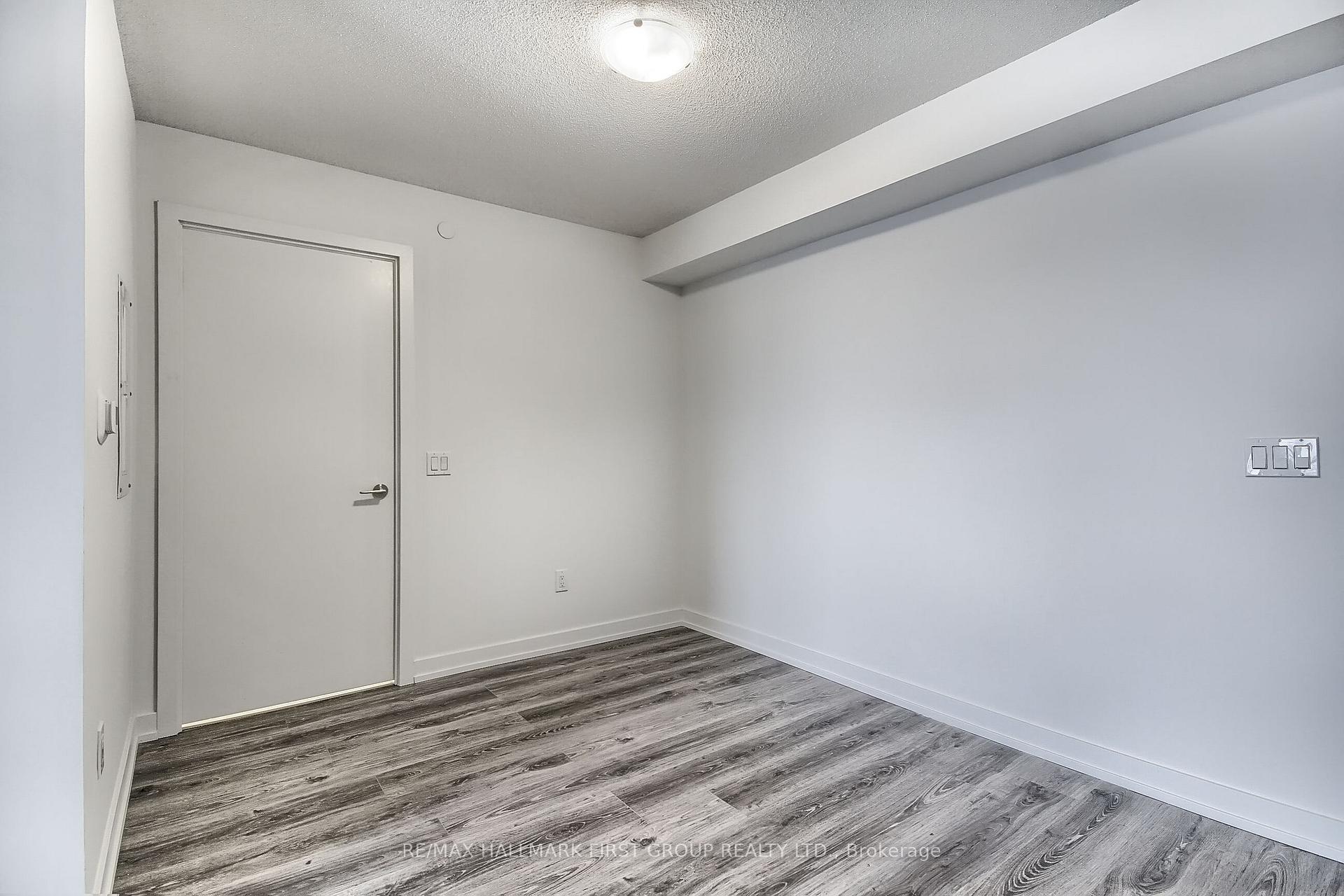 Photo 12 of Unit 908, 1480 Bayly Street, Pickering, Bay Ridges — HOMEH