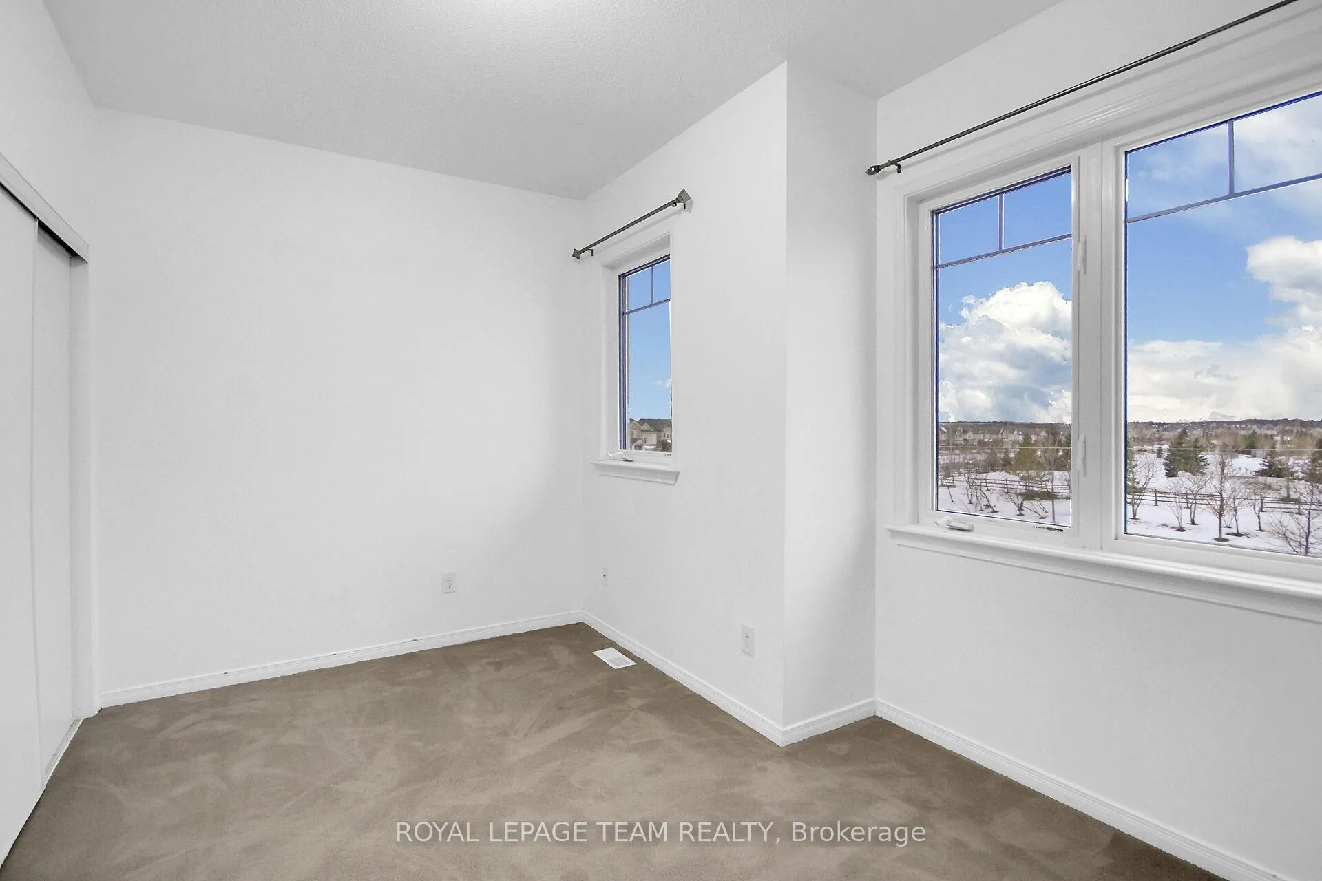 Photo 11 of Unit 41, 204 Shanly Private, Ottawa, Barrhaven - Stonebridge — HOMEH