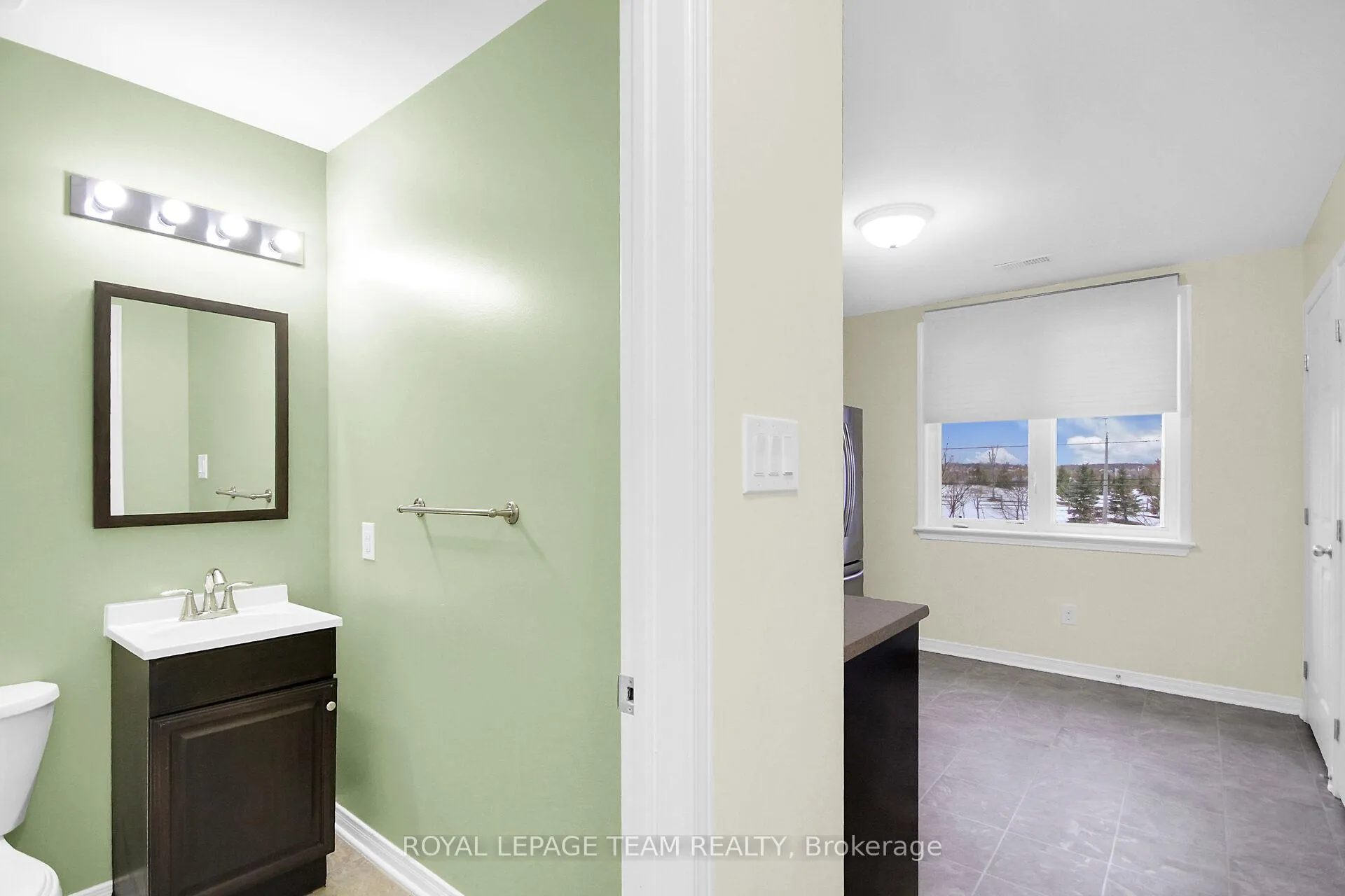 Photo 16 of Unit 41, 204 Shanly Private, Ottawa, Barrhaven - Stonebridge — HOMEH