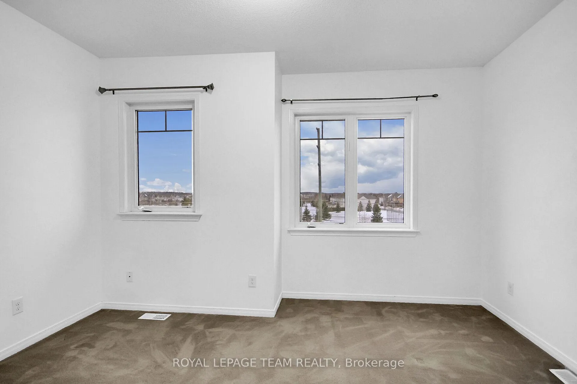 Photo 36 of Unit 41, 204 Shanly Private, Ottawa, Barrhaven - Stonebridge — HOMEH