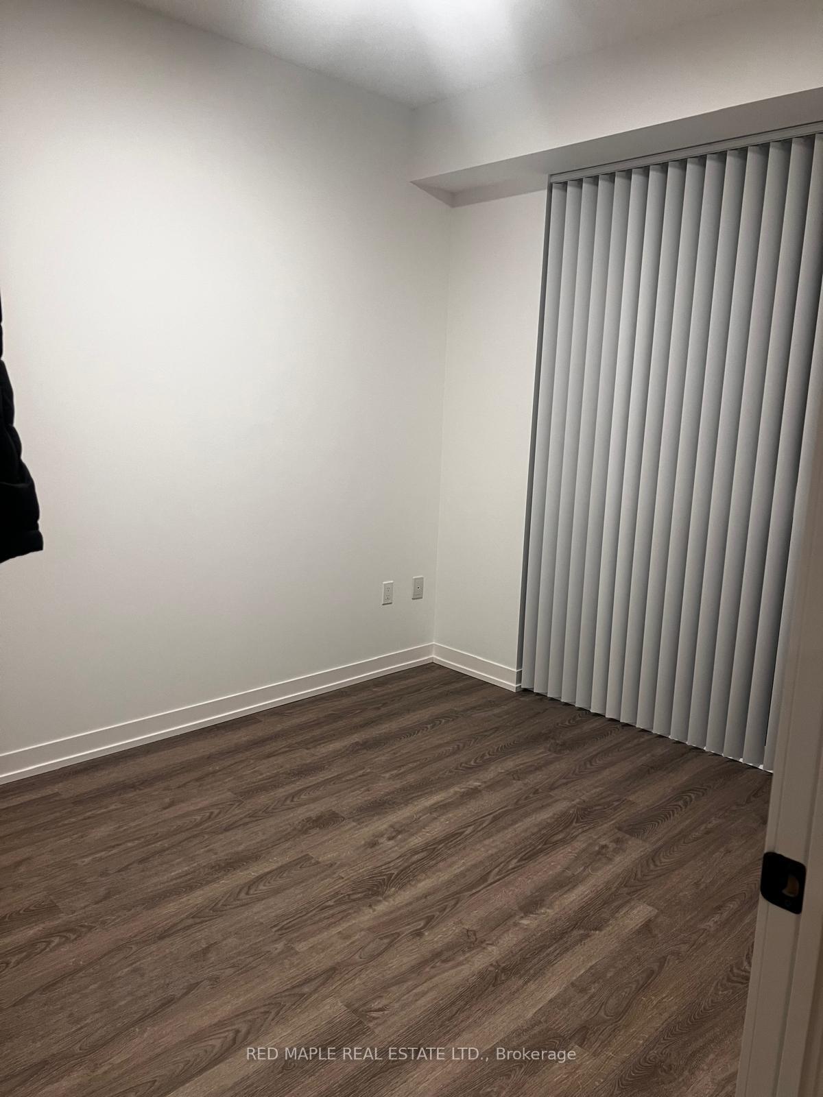 Photo 7 of Unit 3210, 8 Interchange Way, Vaughan, Vaughan Corporate Centre — HOMEH
