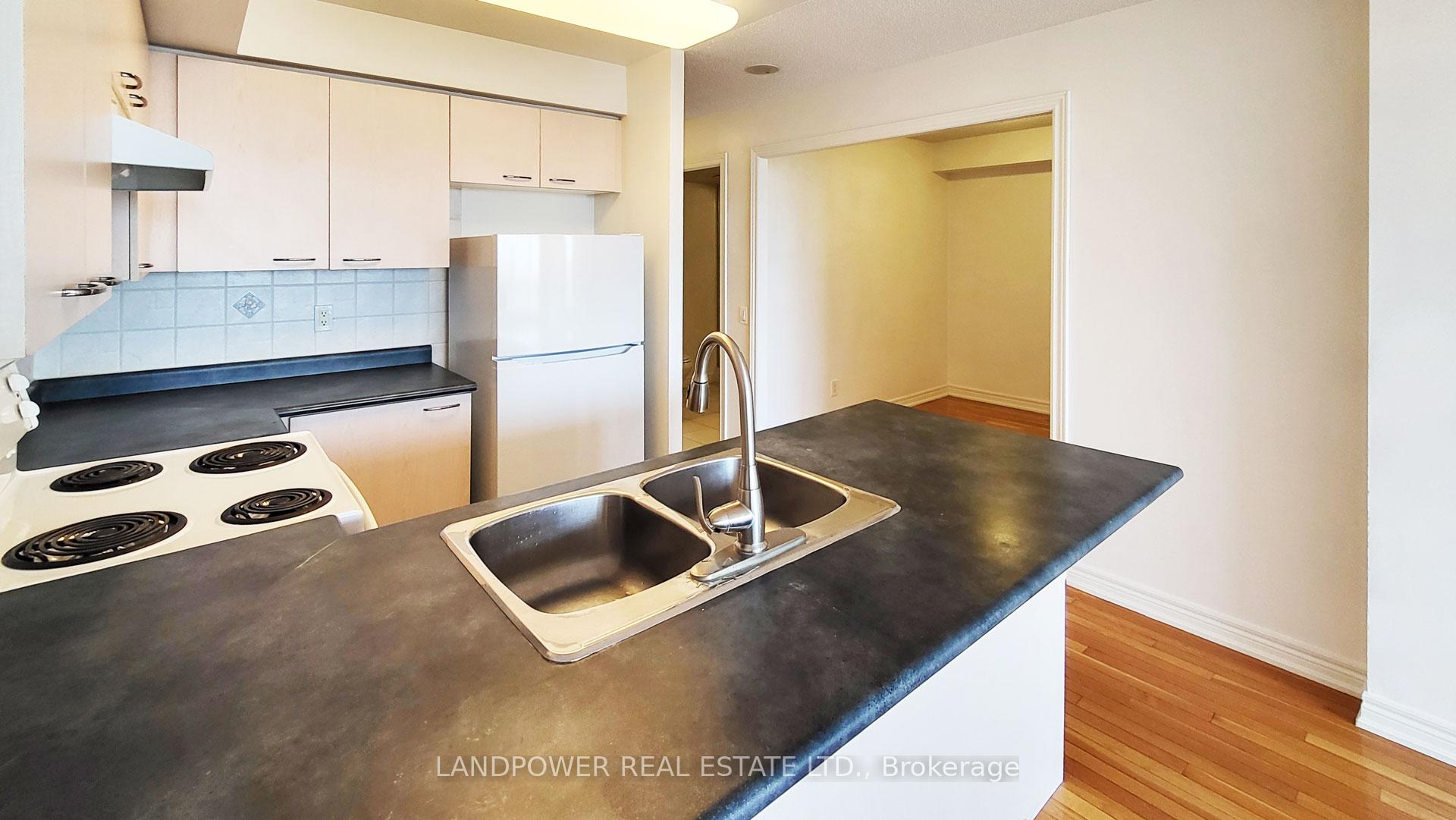 Photo 3 of Unit 811, 51 Times Avenue, Markham, Commerce Valley — HOMEH