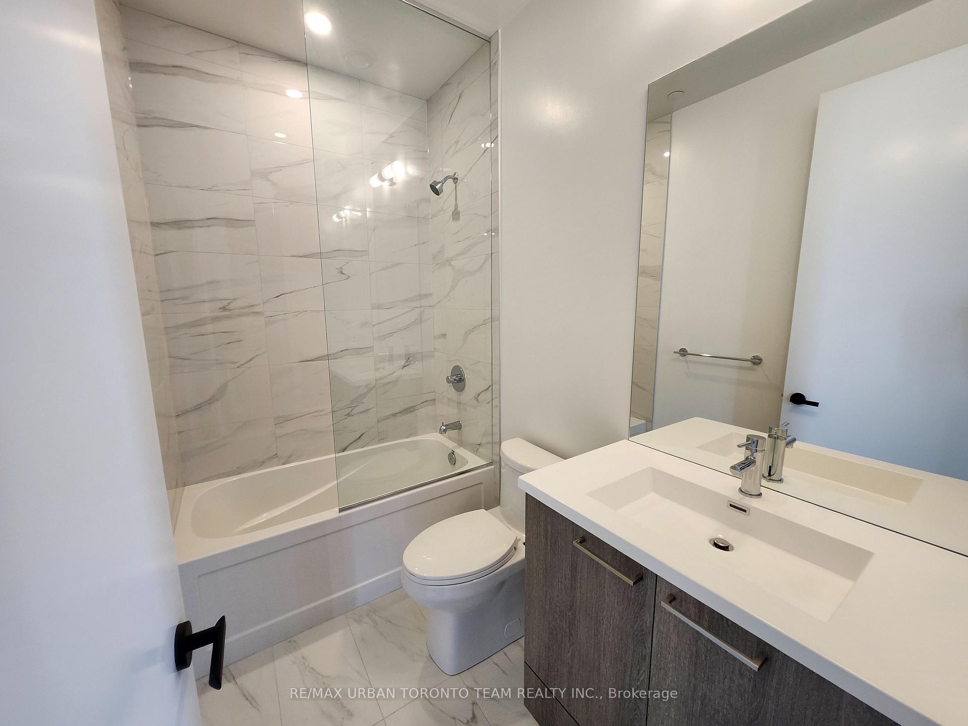 Photo 7 of Unit 3705, 225 Commerce Street, Vaughan, Vaughan Corporate Centre — HOMEH