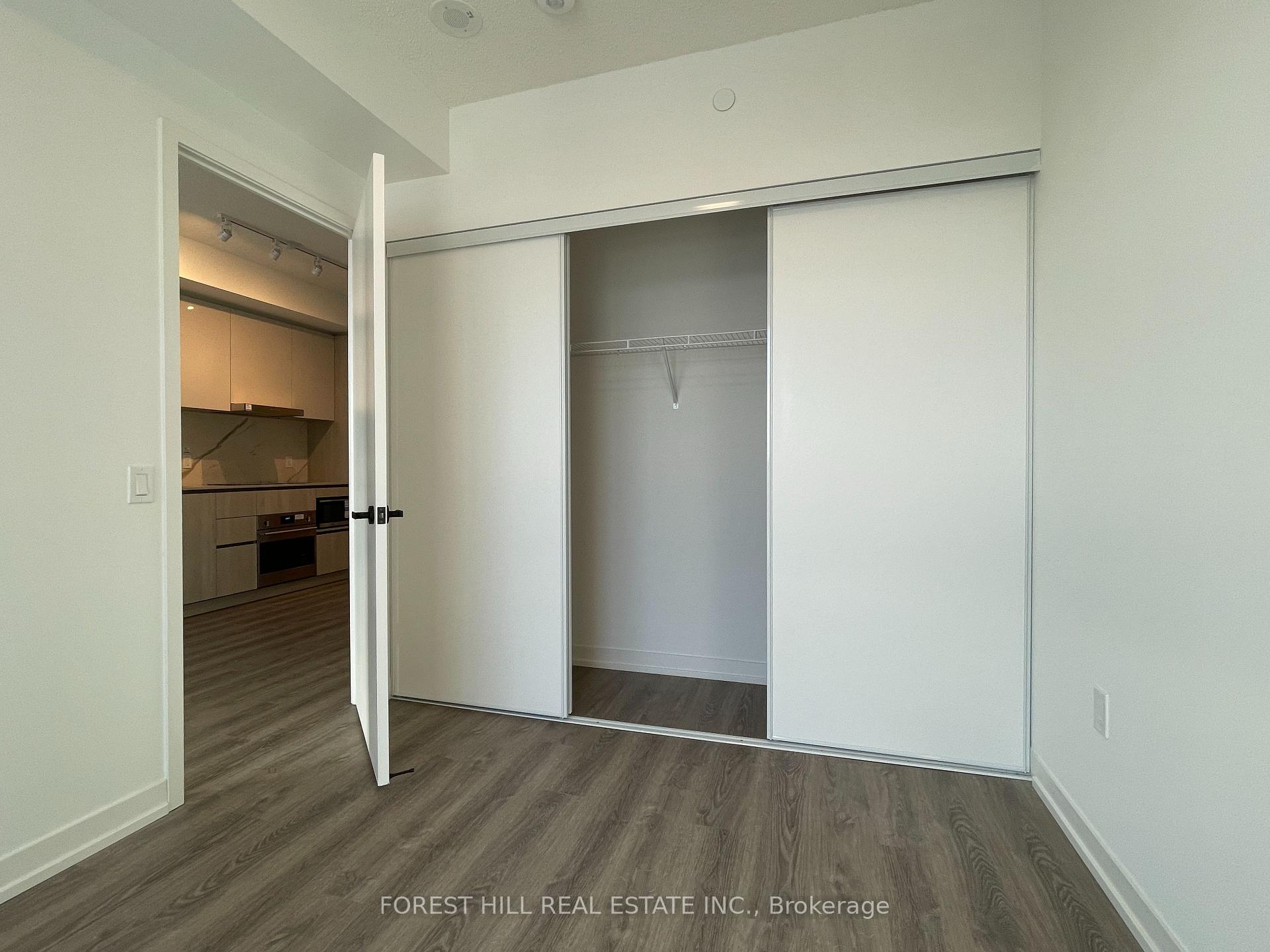 Photo 9 of Unit 2910, 8 Interchange Way, Vaughan, Vaughan Corporate Centre — HOMEH