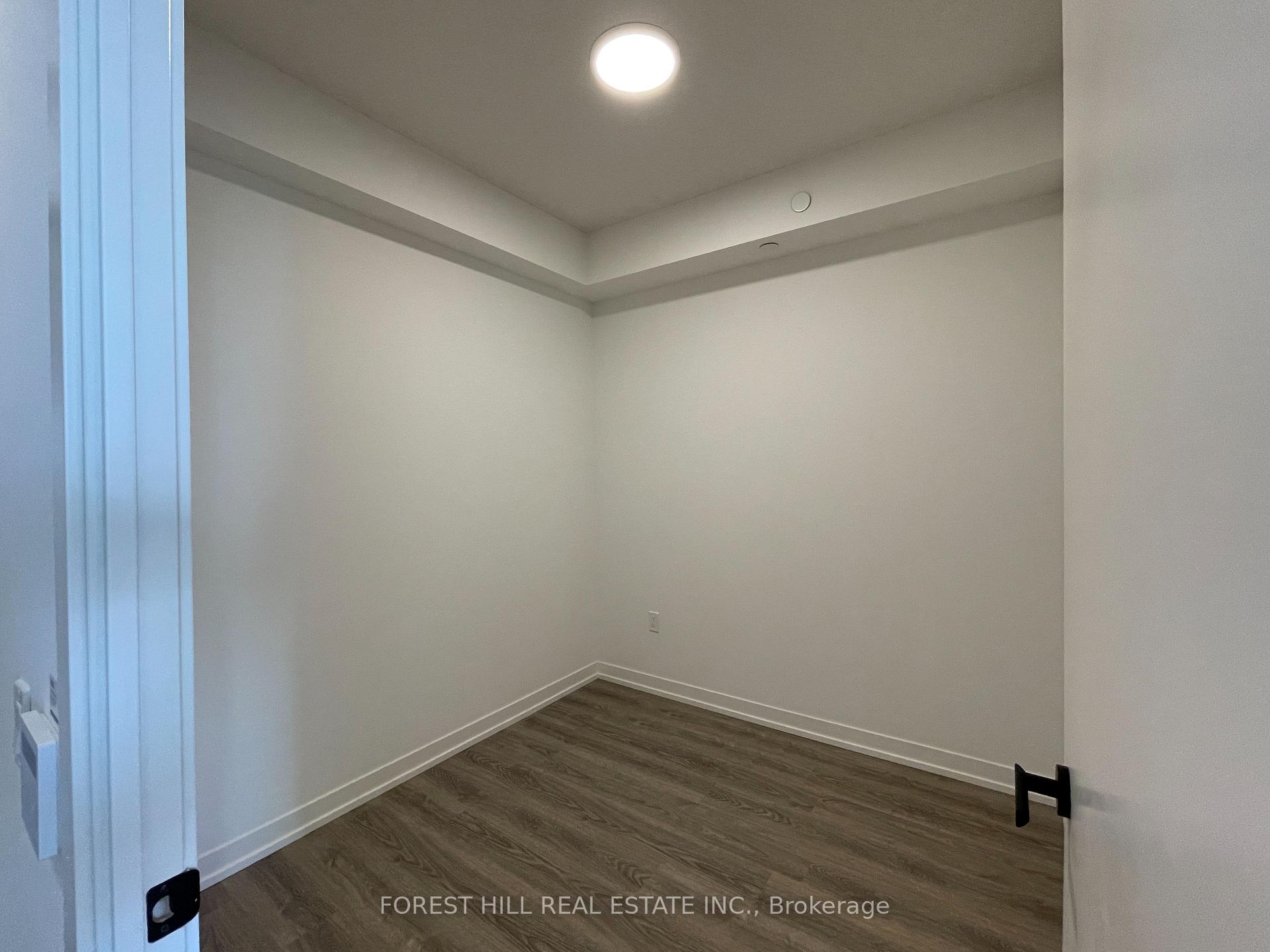Photo 11 of Unit 2910, 8 Interchange Way, Vaughan, Vaughan Corporate Centre — HOMEH