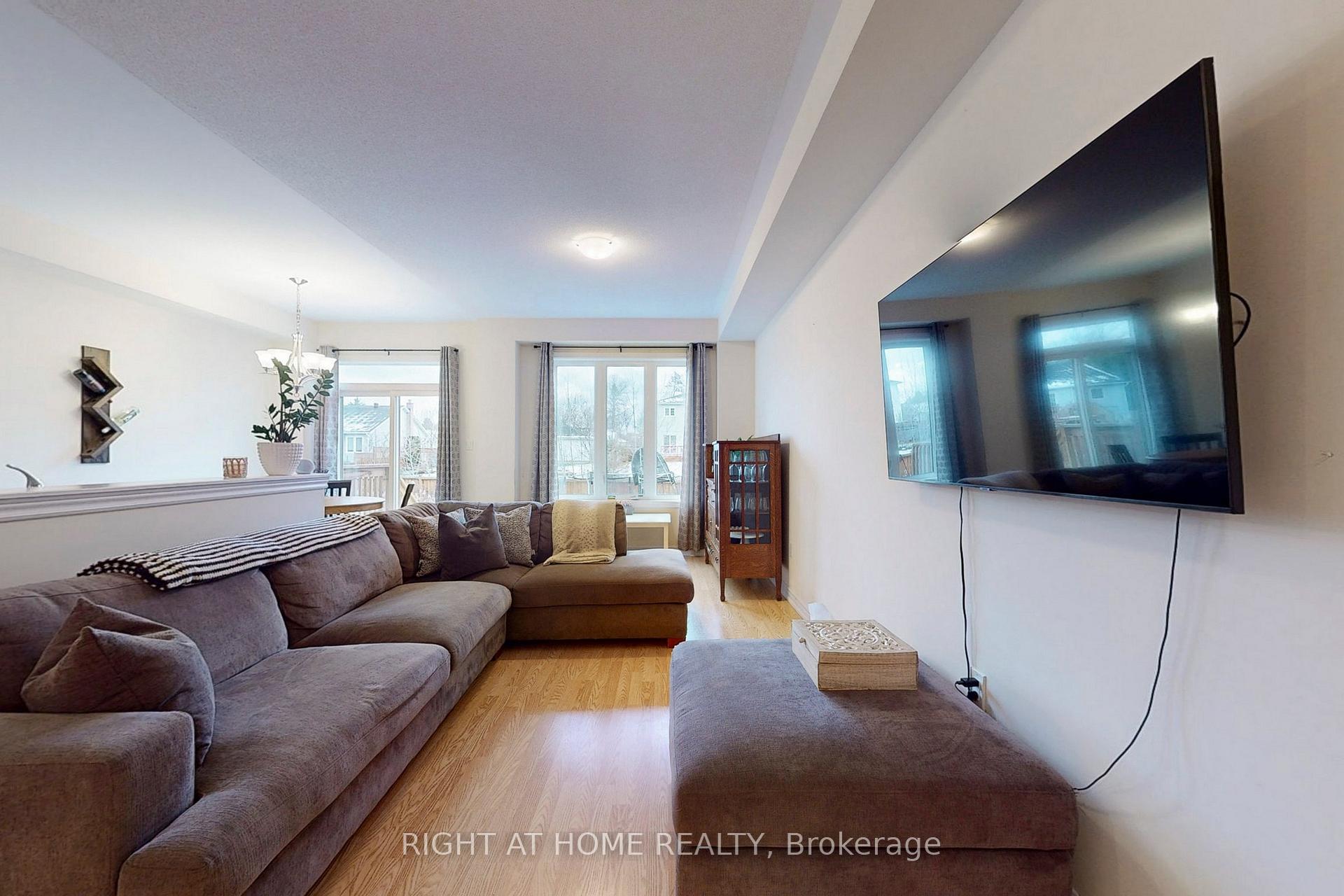 Photo 3 of 43 Greenwood Drive, Essa, Angus — HOMEH