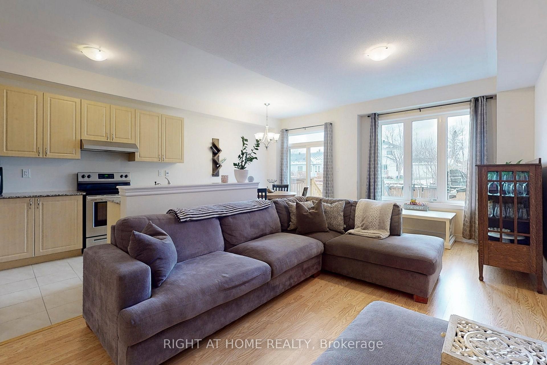 Photo 4 of 43 Greenwood Drive, Essa, Angus — HOMEH