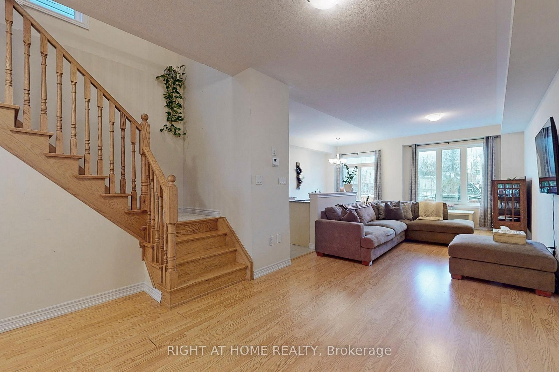 Photo 8 of 43 Greenwood Drive, Essa, Angus — HOMEH