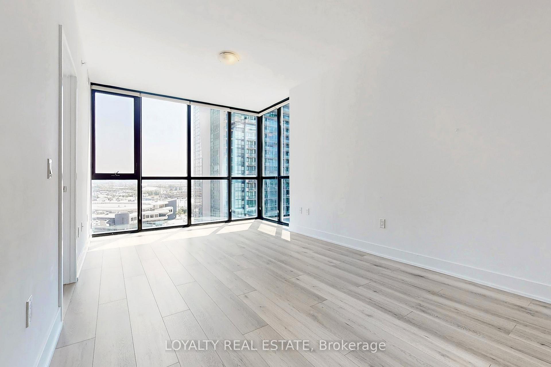 Photo 13 of Unit 901, 2916 Hwy7 Road, Vaughan, Concord — HOMEH