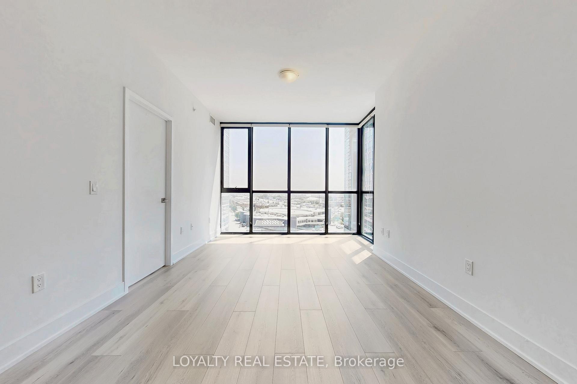 Photo 14 of Unit 901, 2916 Hwy7 Road, Vaughan, Concord — HOMEH