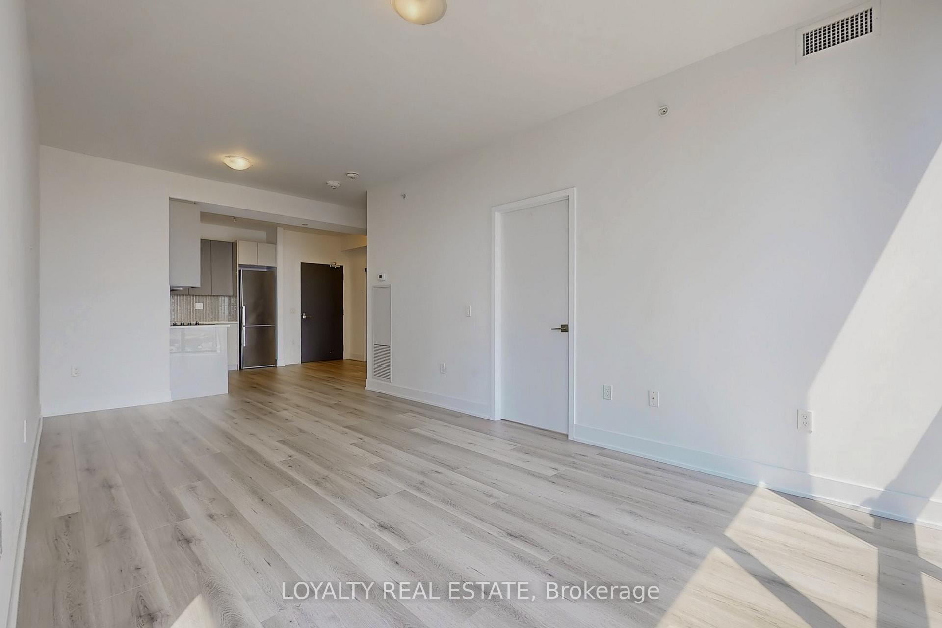 Photo 16 of Unit 901, 2916 Hwy7 Road, Vaughan, Concord — HOMEH