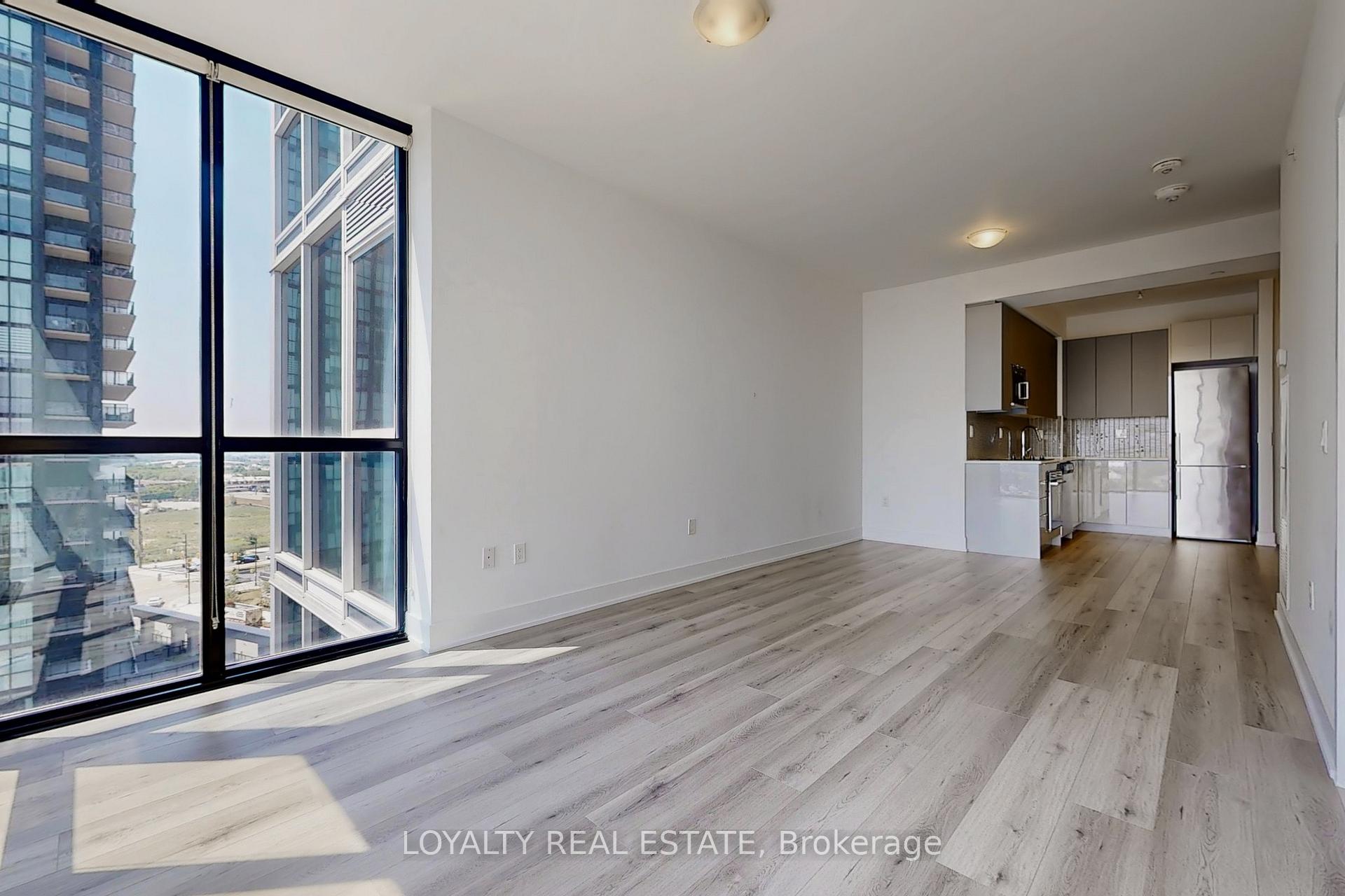 Photo 17 of Unit 901, 2916 Hwy7 Road, Vaughan, Concord — HOMEH