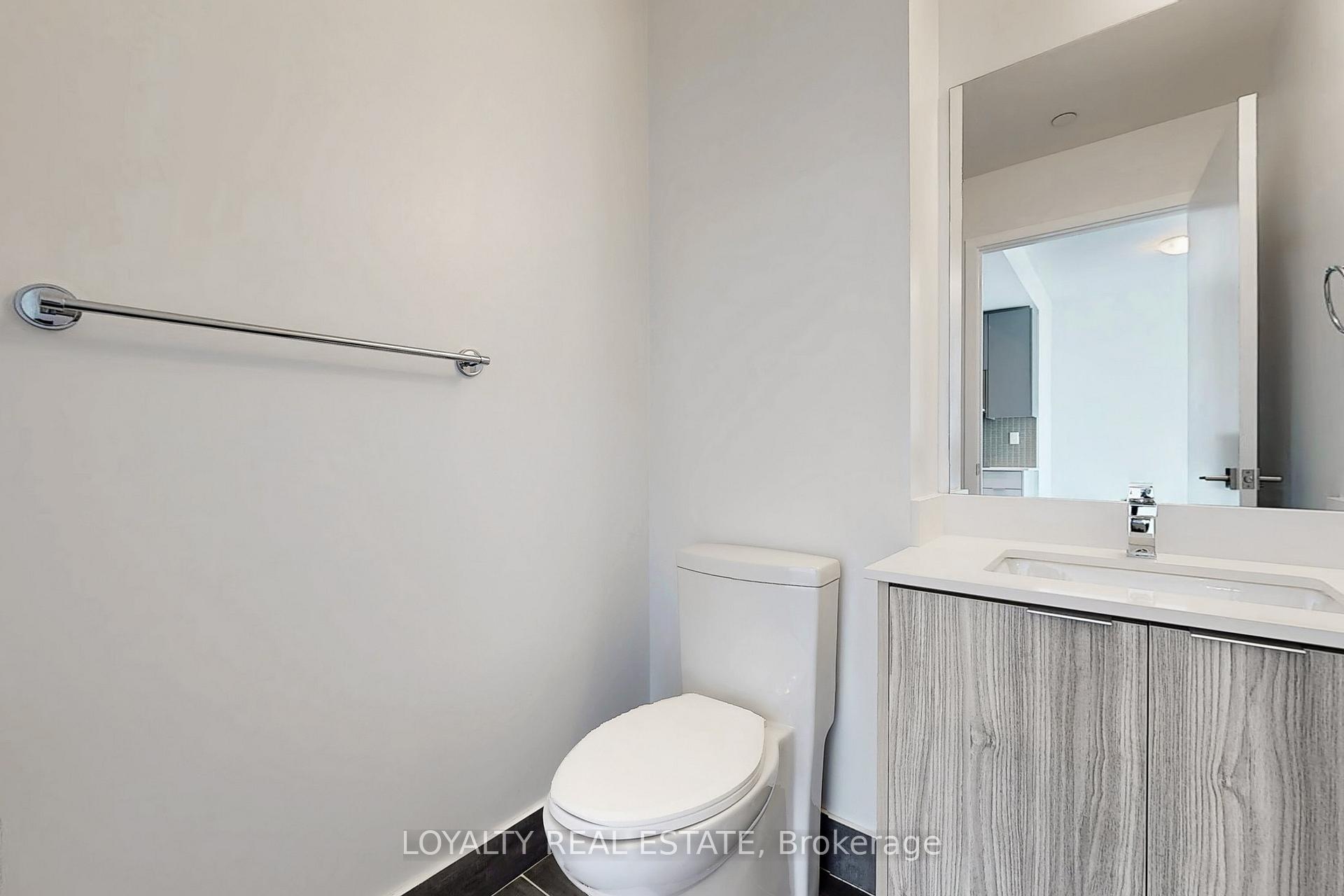 Photo 27 of Unit 901, 2916 Hwy7 Road, Vaughan, Concord — HOMEH
