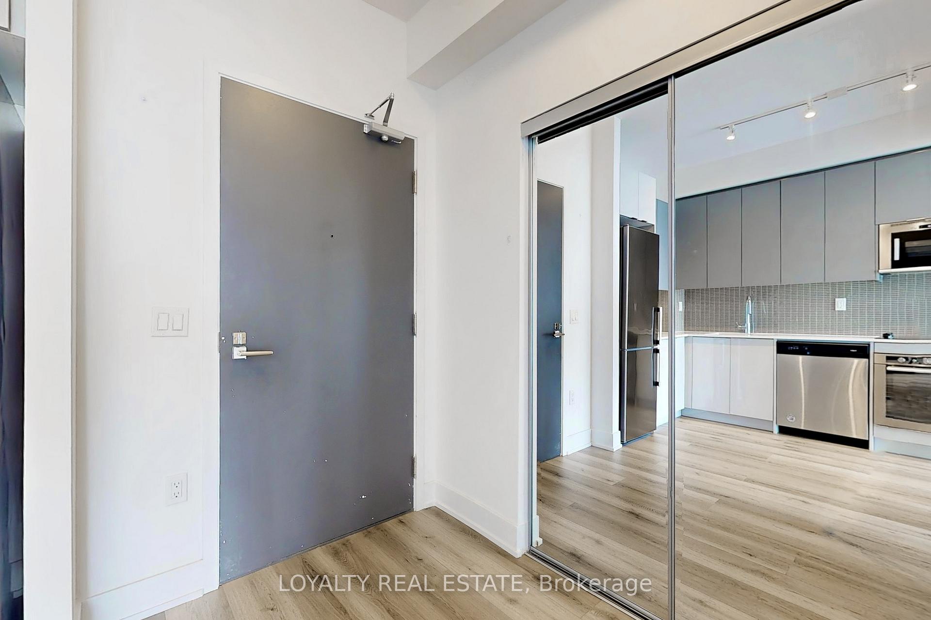 Photo 30 of Unit 901, 2916 Hwy7 Road, Vaughan, Concord — HOMEH