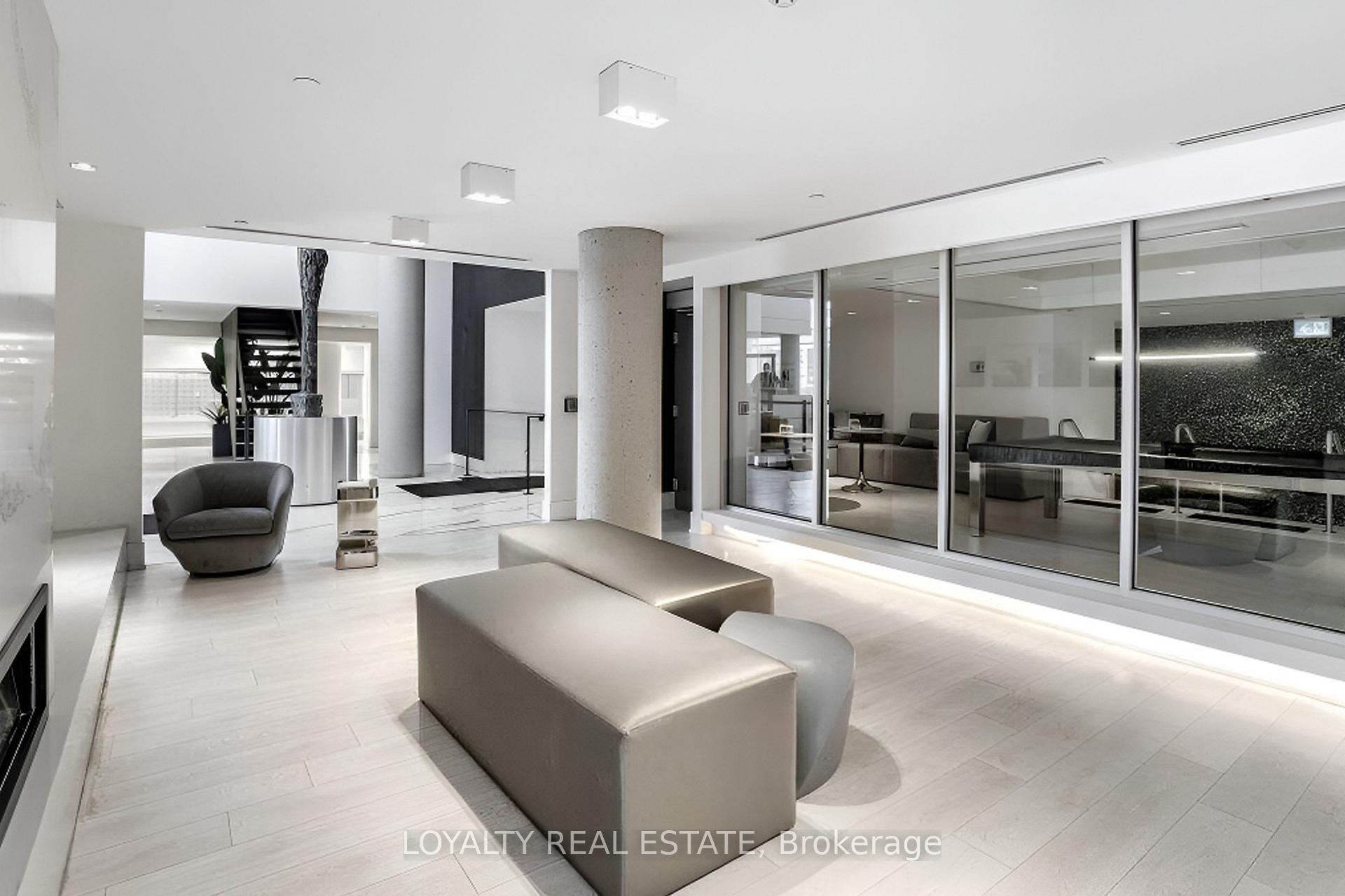 Photo 33 of Unit 901, 2916 Hwy7 Road, Vaughan, Concord — HOMEH