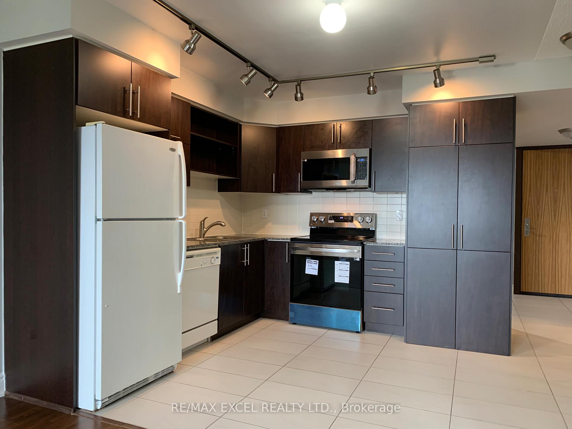 Photo 2 of Unit 902, 60 South Town Centre Boulevard, Markham, Unionville — HOMEH