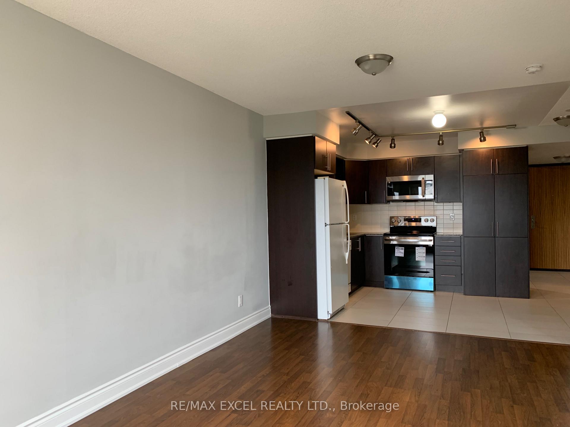 Photo 4 of Unit 902, 60 South Town Centre Boulevard, Markham, Unionville — HOMEH