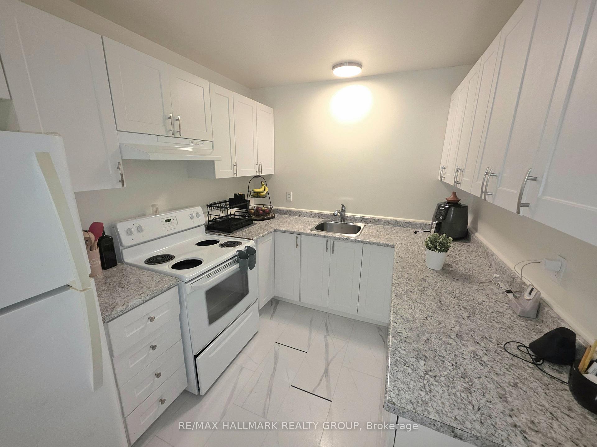 Photo 6 of 104 Salter Crescent, Ottawa, Kanata - Beaverbrook — HOMEH