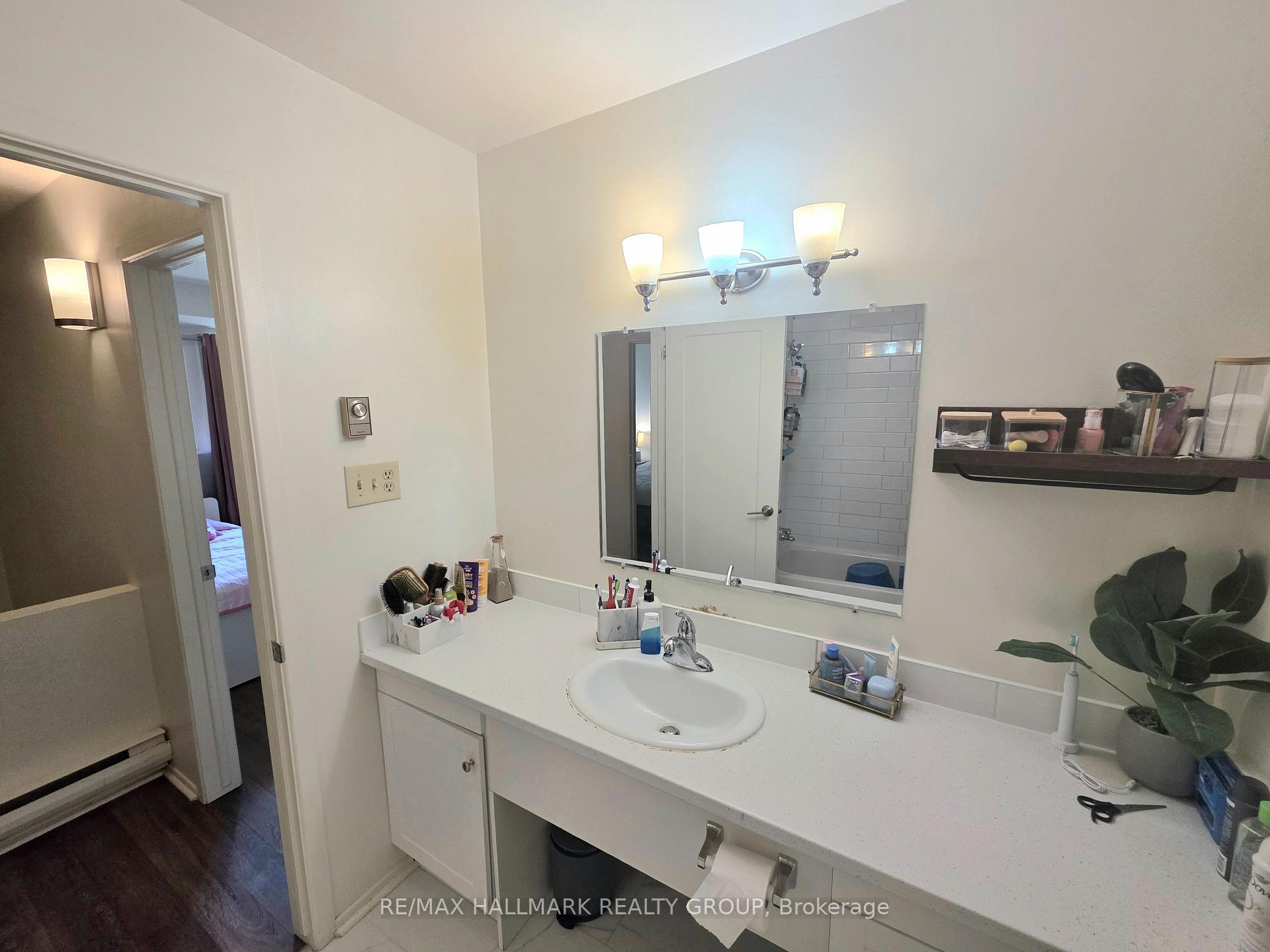 Photo 9 of 104 Salter Crescent, Ottawa, Kanata - Beaverbrook — HOMEH
