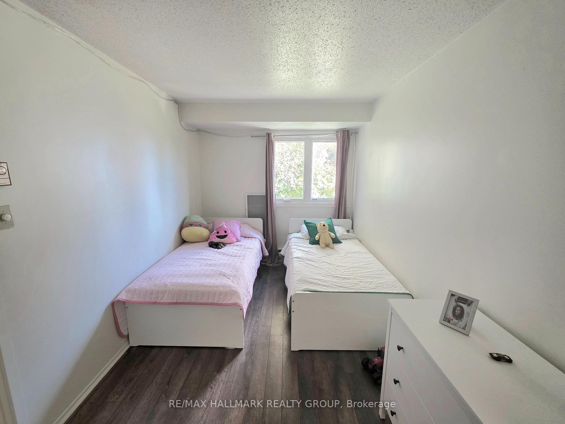 Photo 13 of 104 Salter Crescent, Ottawa, Kanata - Beaverbrook — HOMEH