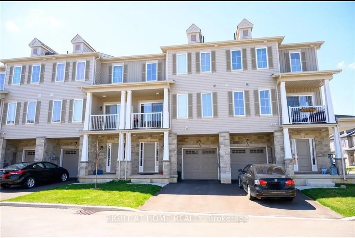 Photo 1 of 31 Cleland Avenue, Hamilton, Meadowlands — HOMEH