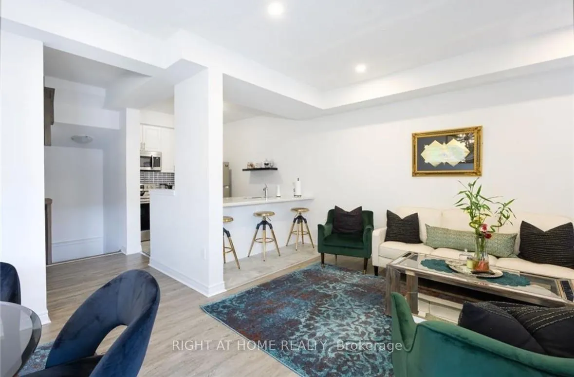 Photo 8 of 31 Cleland Avenue, Hamilton, Meadowlands — HOMEH