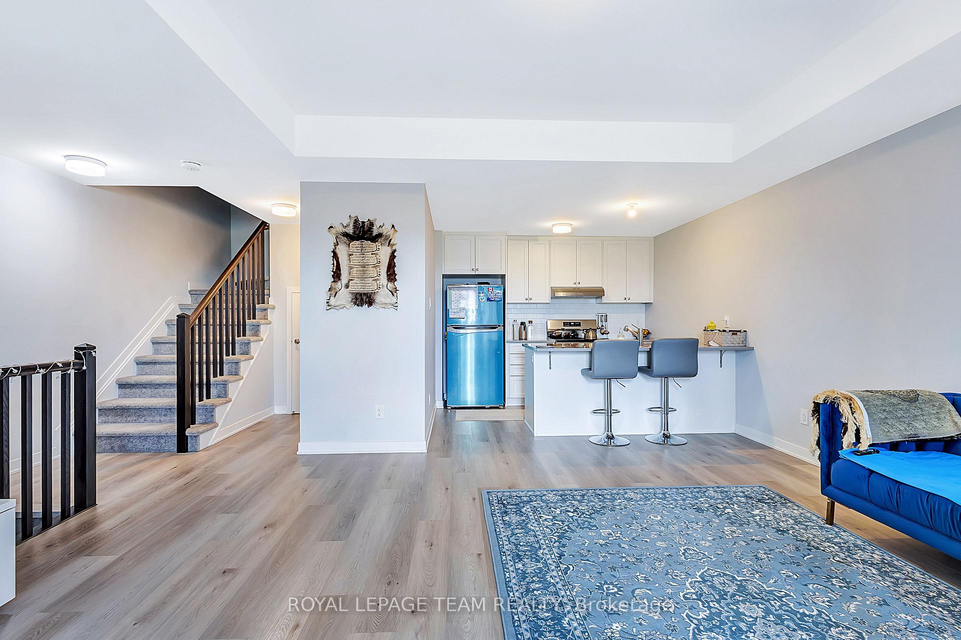 Photo 6 of 518 Parnian Private, Ottawa, Barrhaven - Half Moon Bay — HOMEH
