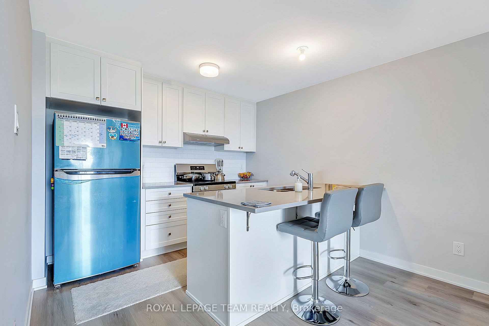 Photo 7 of 518 Parnian Private, Ottawa, Barrhaven - Half Moon Bay — HOMEH