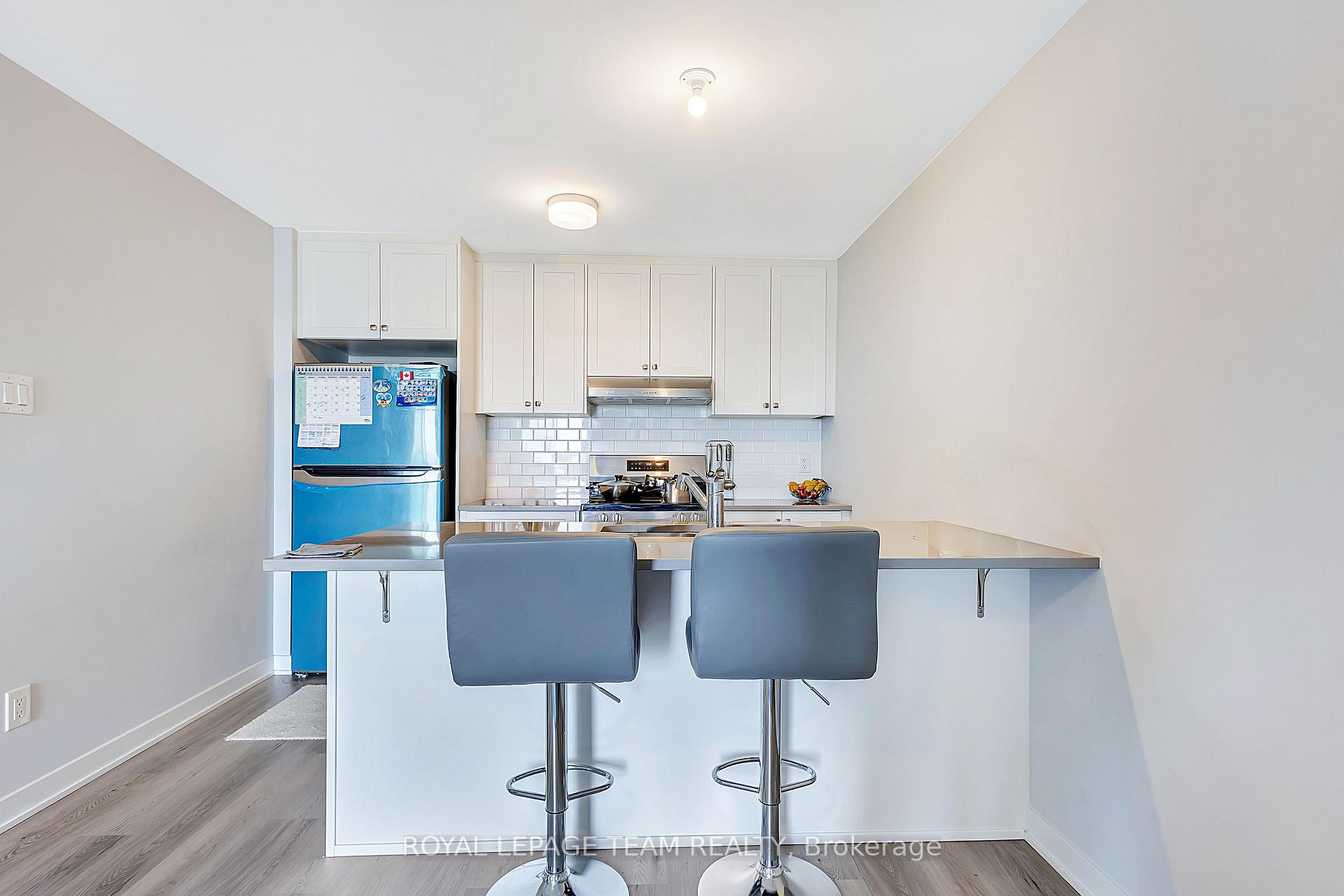 Photo 8 of 518 Parnian Private, Ottawa, Barrhaven - Half Moon Bay — HOMEH