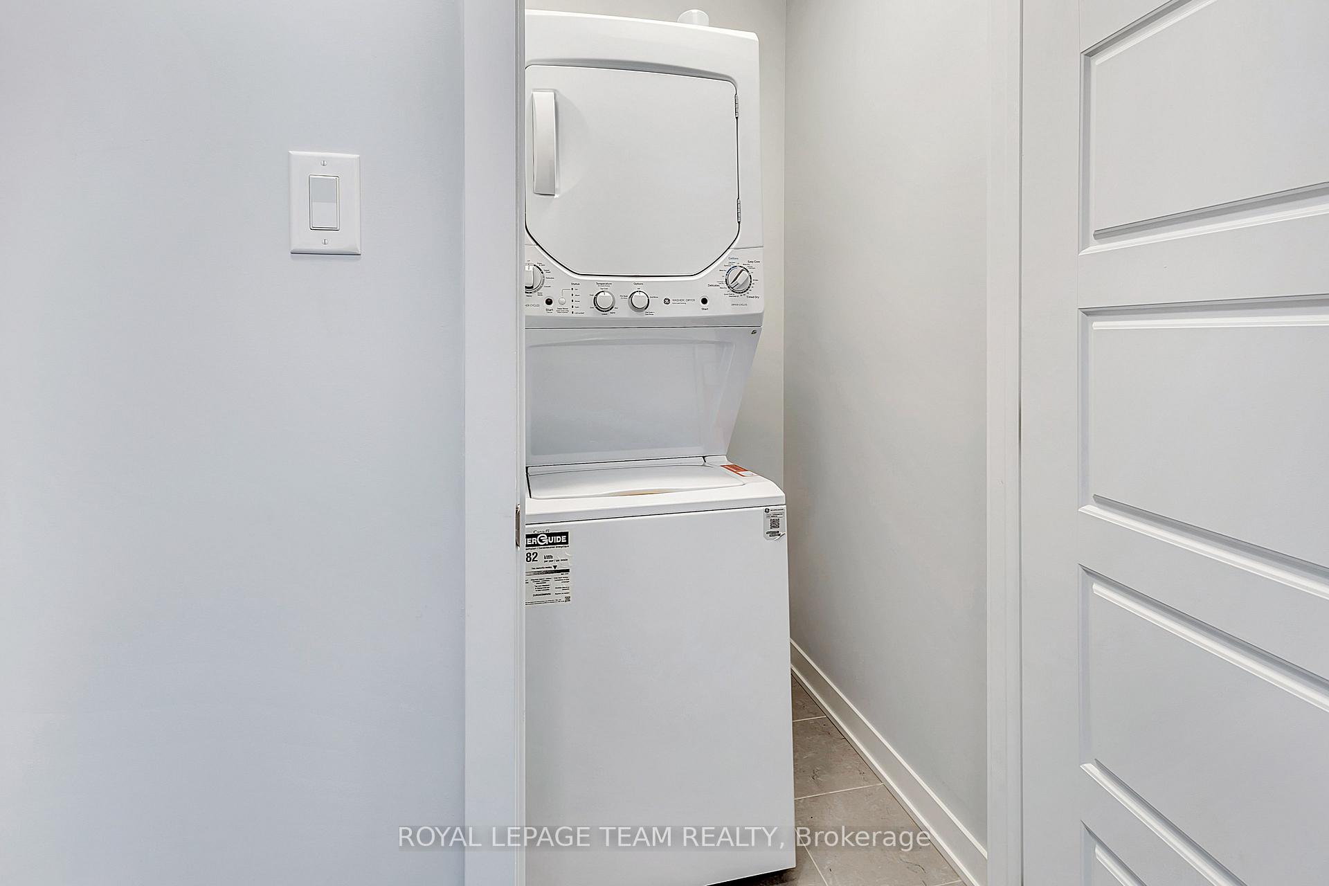 Photo 10 of 518 Parnian Private, Ottawa, Barrhaven - Half Moon Bay — HOMEH