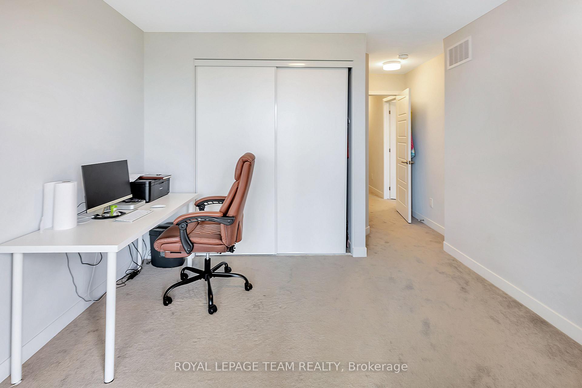 Photo 12 of 518 Parnian Private, Ottawa, Barrhaven - Half Moon Bay — HOMEH