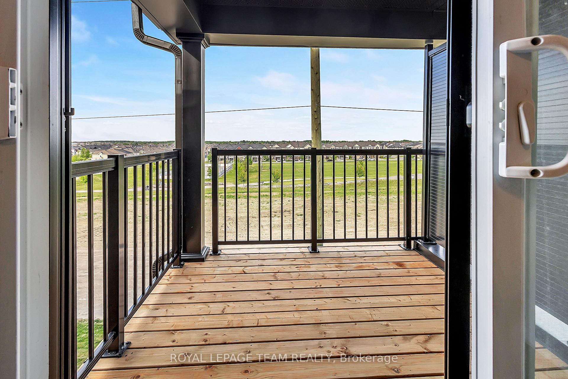Photo 13 of 518 Parnian Private, Ottawa, Barrhaven - Half Moon Bay — HOMEH