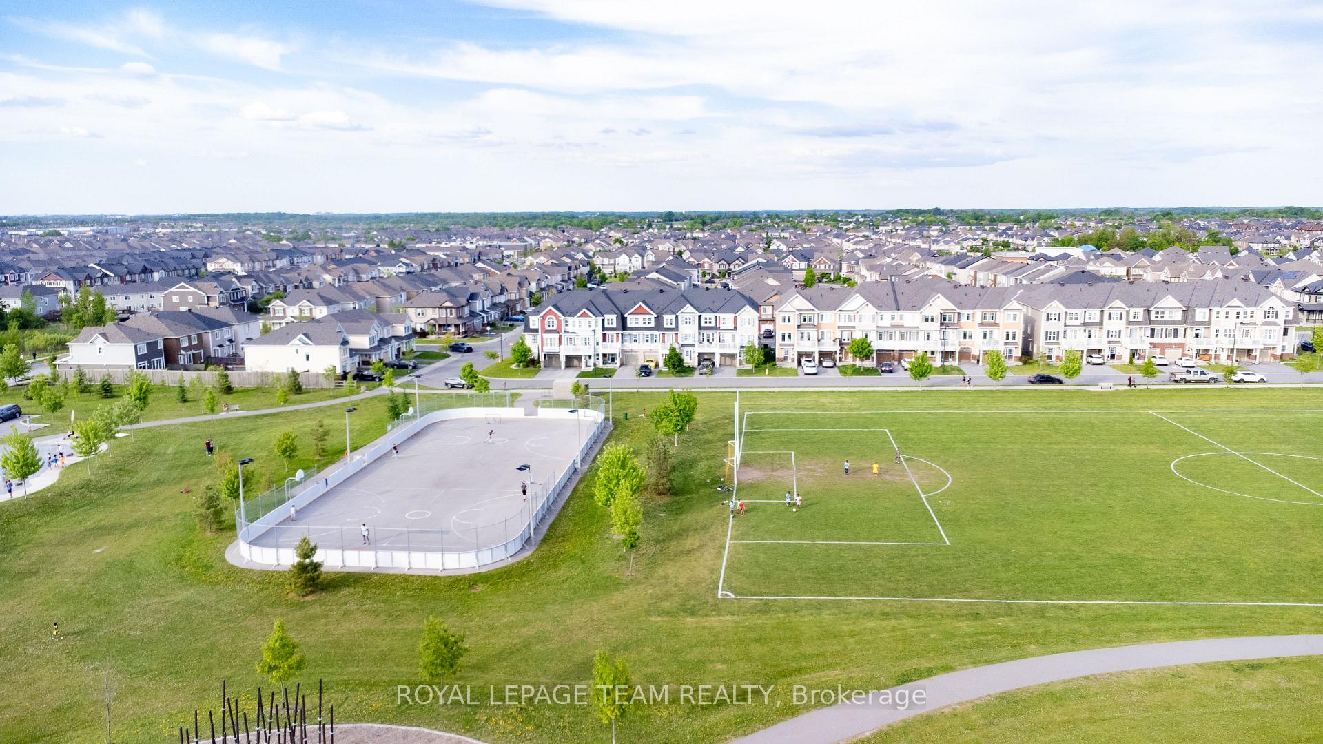 Photo 19 of 518 Parnian Private, Ottawa, Barrhaven - Half Moon Bay — HOMEH