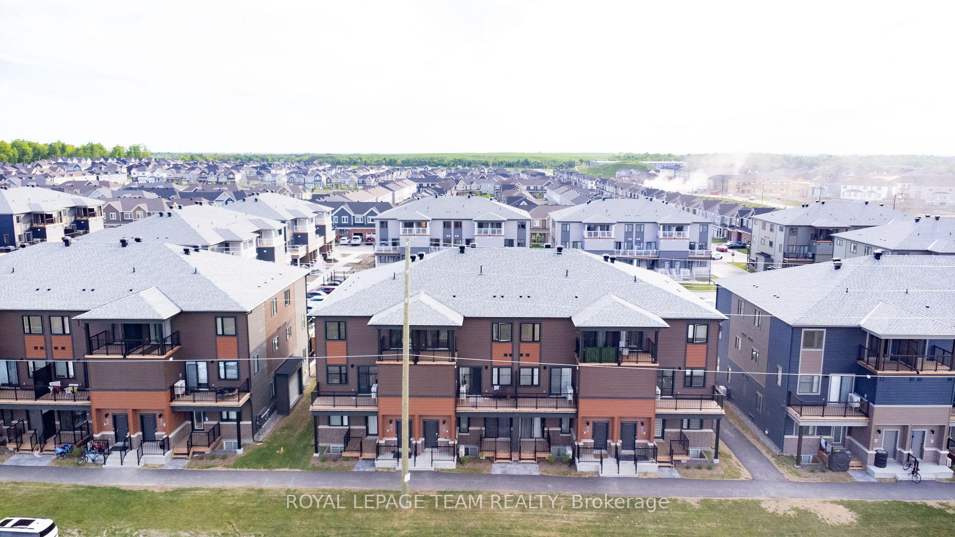 Photo 22 of 518 Parnian Private, Ottawa, Barrhaven - Half Moon Bay — HOMEH