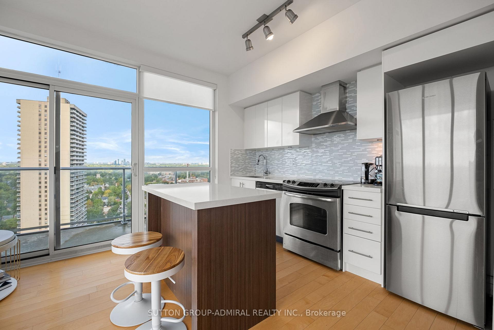 Photo 2 of Unit ph02, 58 Orchard View Boulevard, Toronto, Yonge-Eglinton — HOMEH