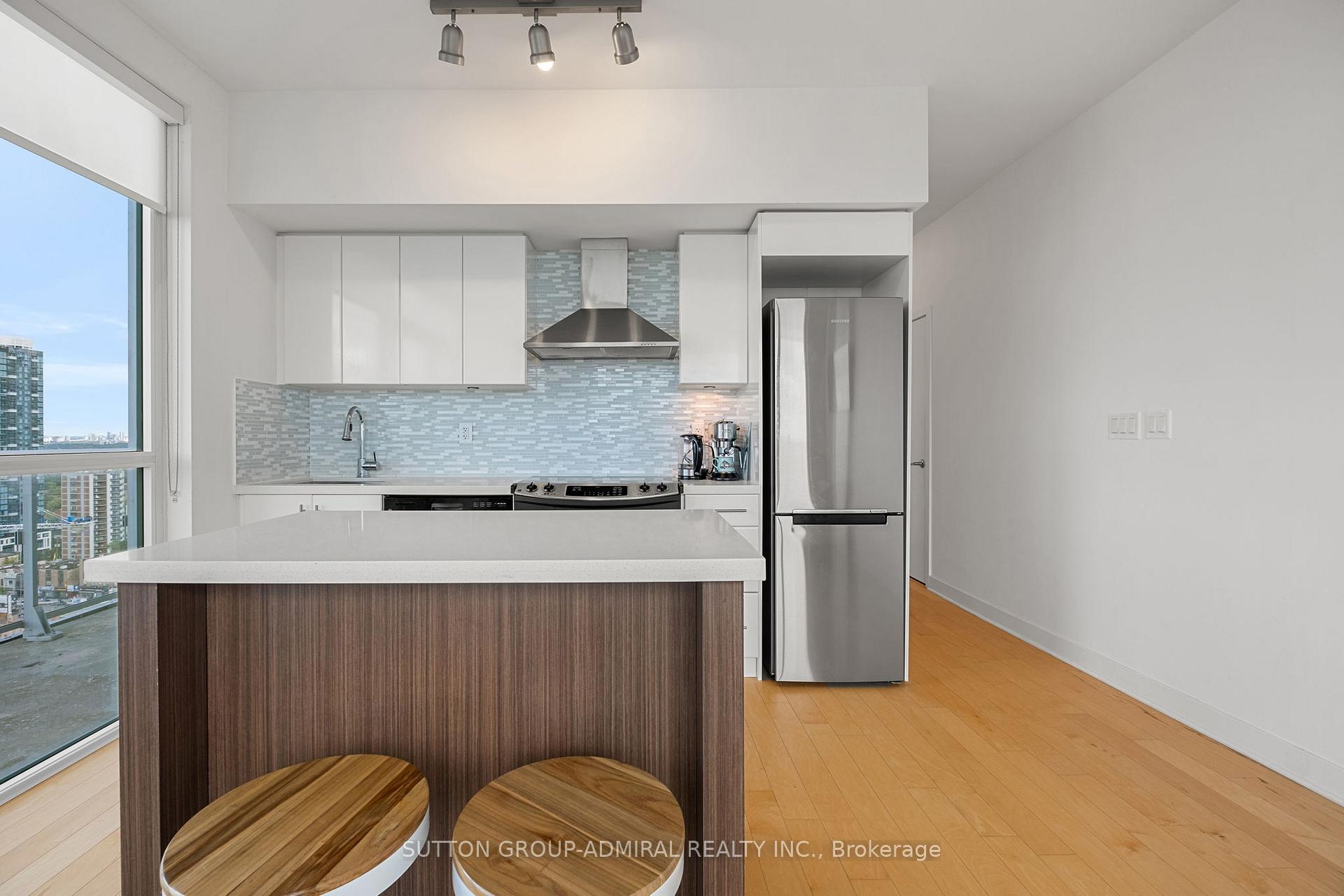 Photo 5 of Unit ph02, 58 Orchard View Boulevard, Toronto, Yonge-Eglinton — HOMEH