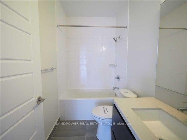 Photo 16 of Unit 905, 15 Water Walk Drive, Markham, Unionville — HOMEH