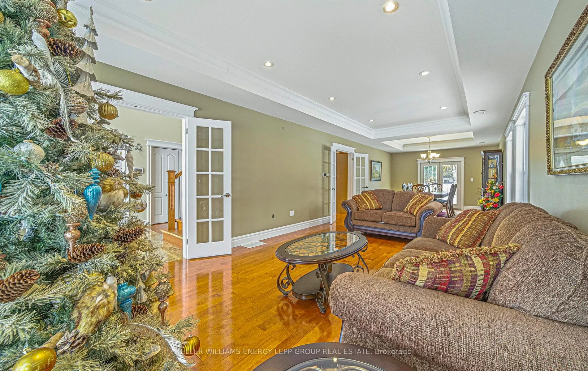 Photo 8 of 881 Carmel Crescent, Cavan Monaghan, Cavan Twp — HOMEH