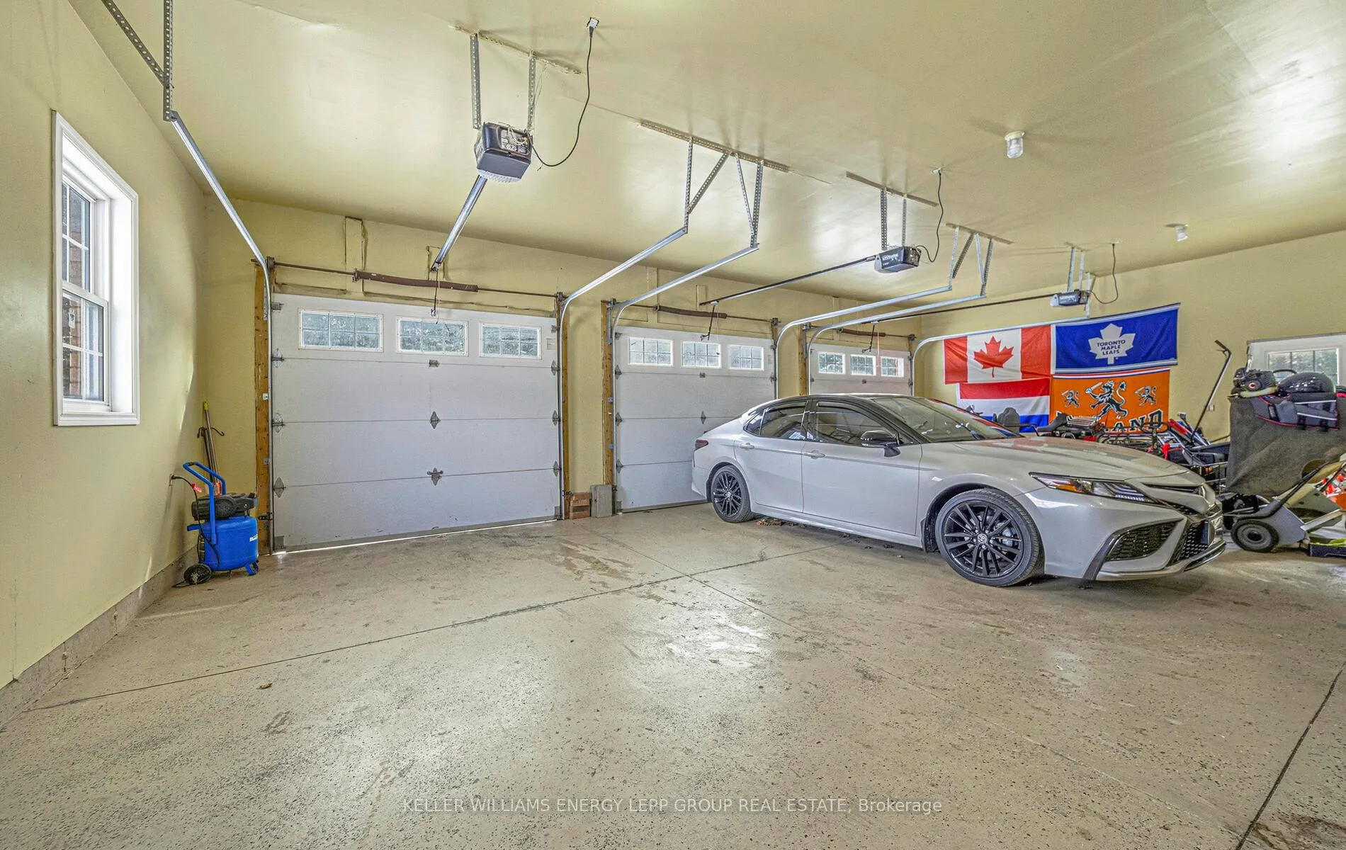 Photo 18 of 881 Carmel Crescent, Cavan Monaghan, Cavan Twp — HOMEH