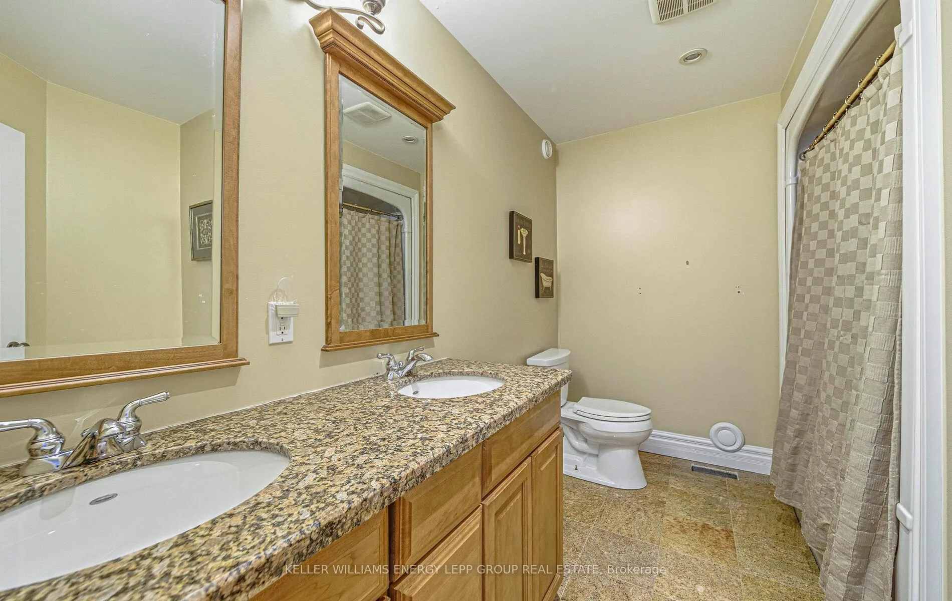 Photo 22 of 881 Carmel Crescent, Cavan Monaghan, Cavan Twp — HOMEH