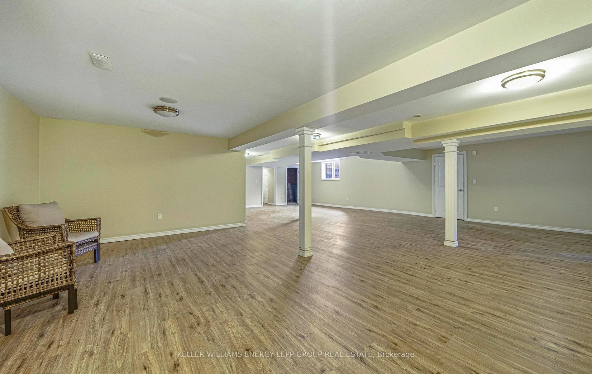 Photo 28 of 881 Carmel Crescent, Cavan Monaghan, Cavan Twp — HOMEH