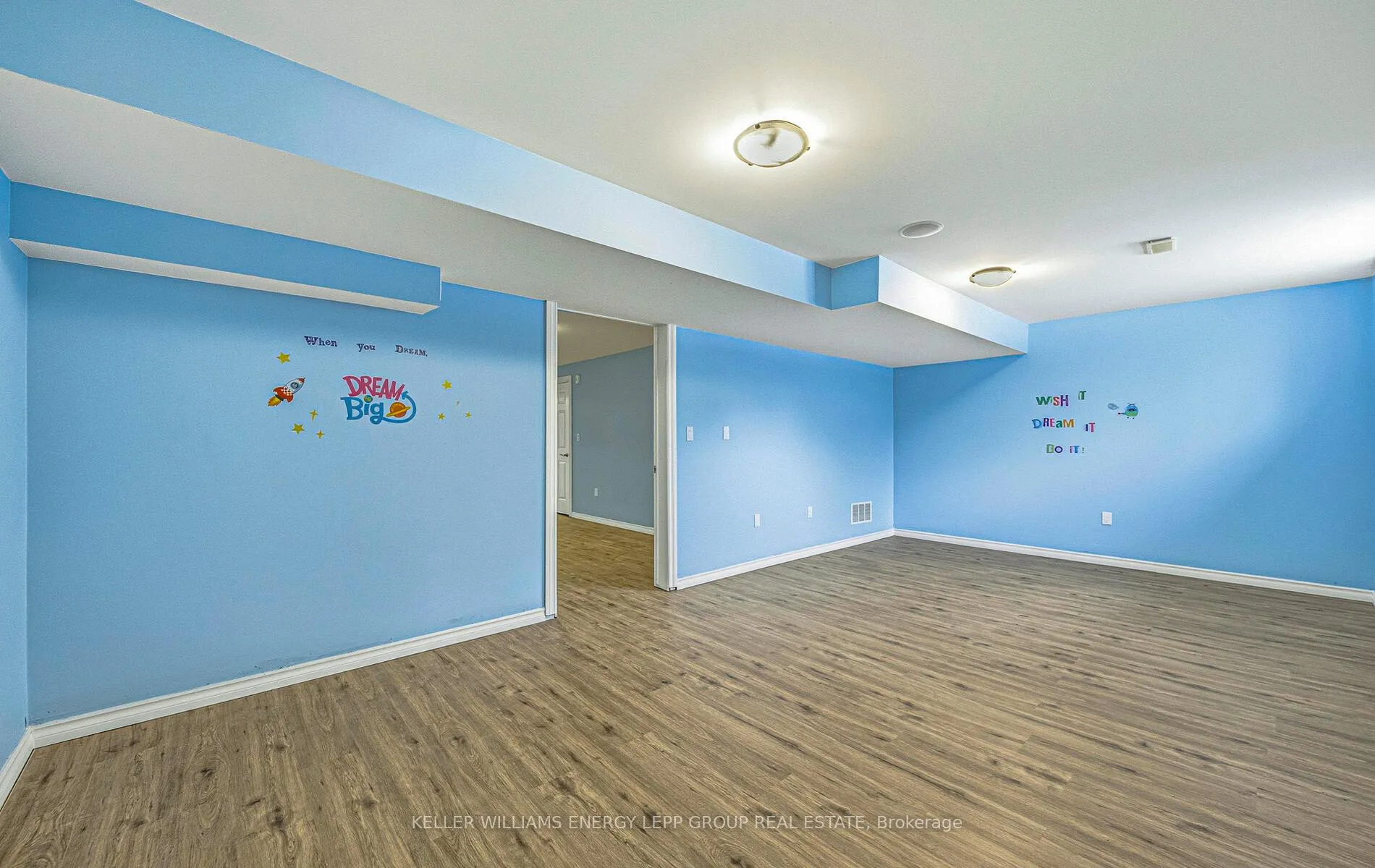 Photo 30 of 881 Carmel Crescent, Cavan Monaghan, Cavan Twp — HOMEH
