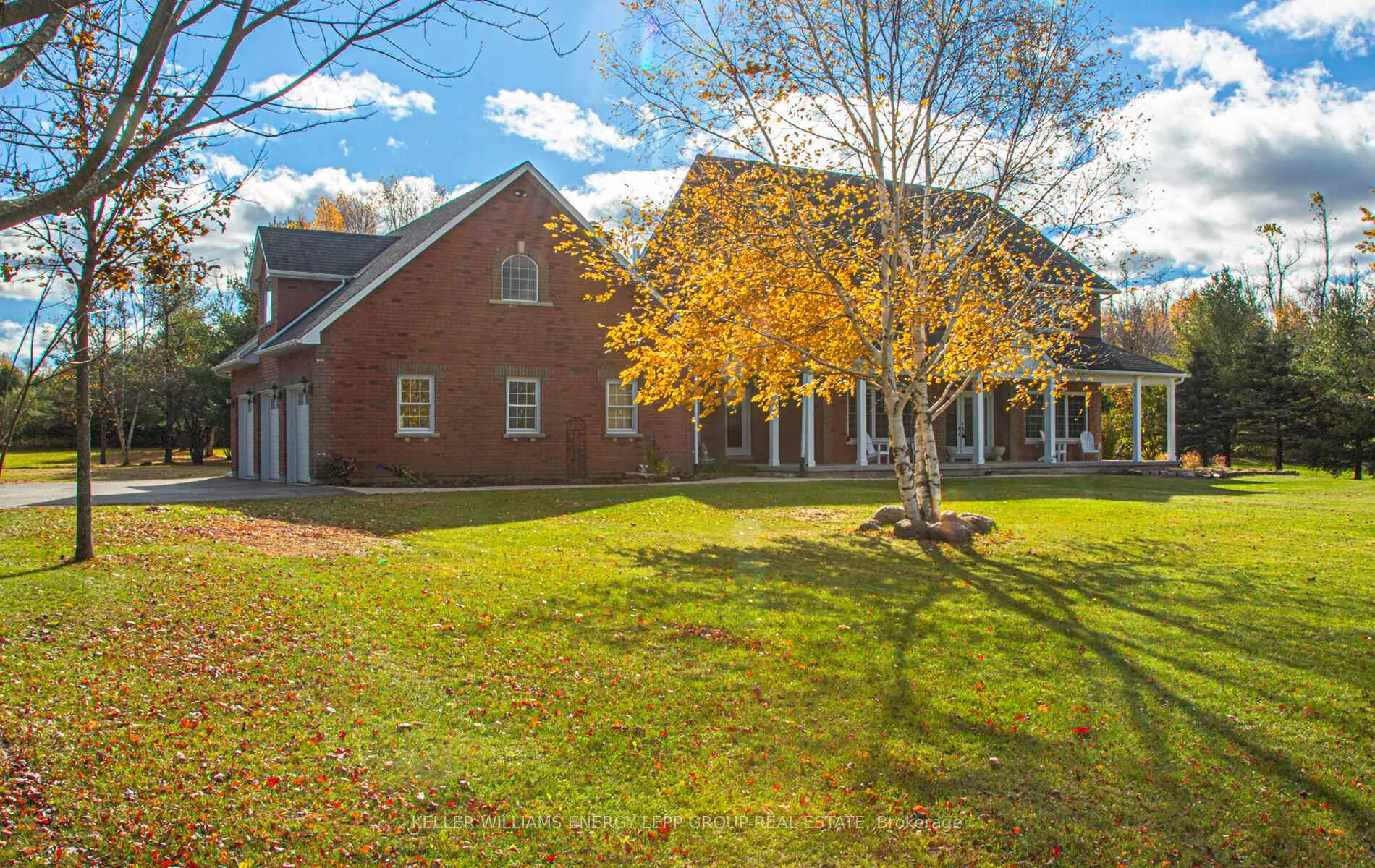 Photo 42 of 881 Carmel Crescent, Cavan Monaghan, Cavan Twp — HOMEH