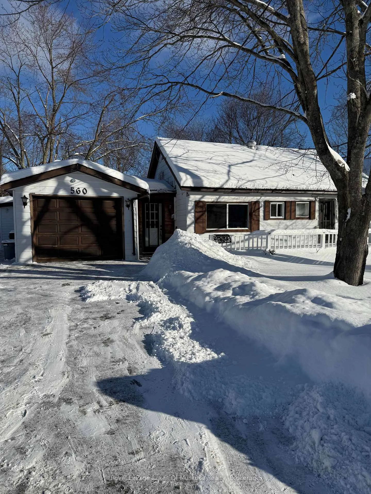 Photo 16 of 560 John Street N, Gravenhurst, Muskoka (S) — HOMEH