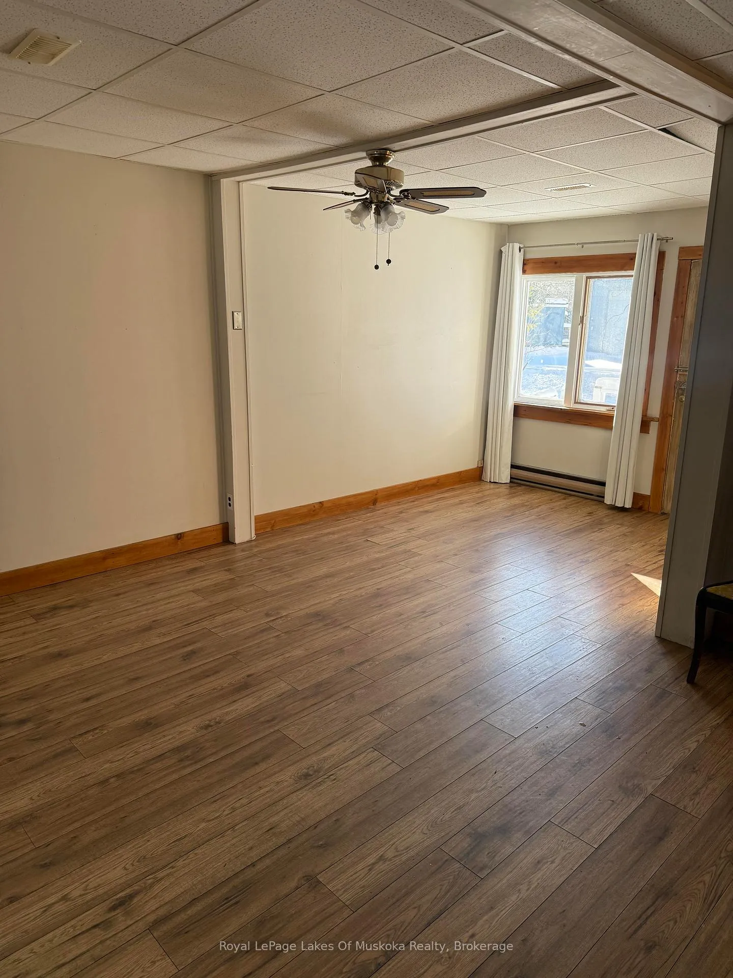 Photo 26 of 560 John Street N, Gravenhurst, Muskoka (S) — HOMEH