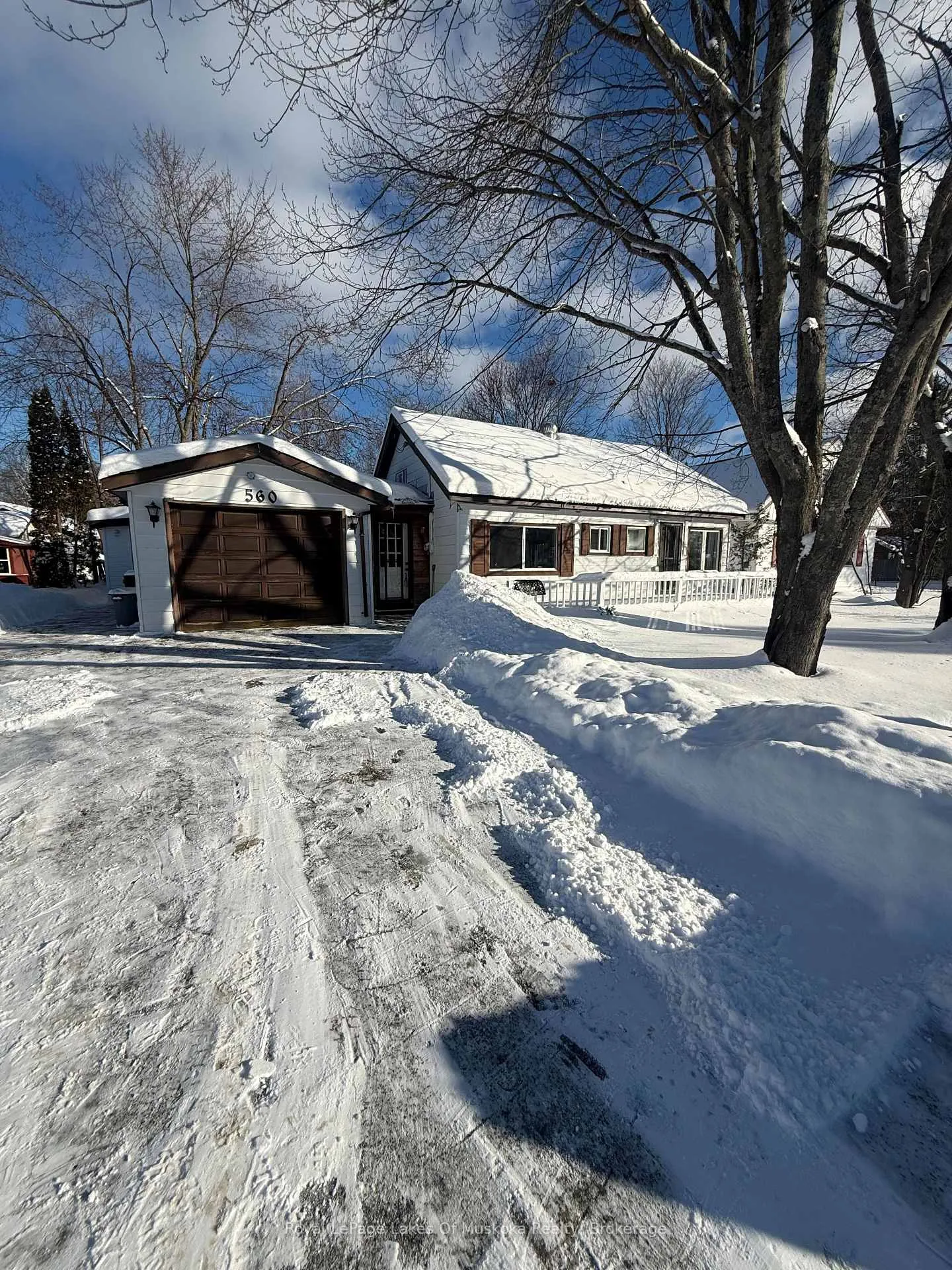 Photo 27 of 560 John Street N, Gravenhurst, Muskoka (S) — HOMEH